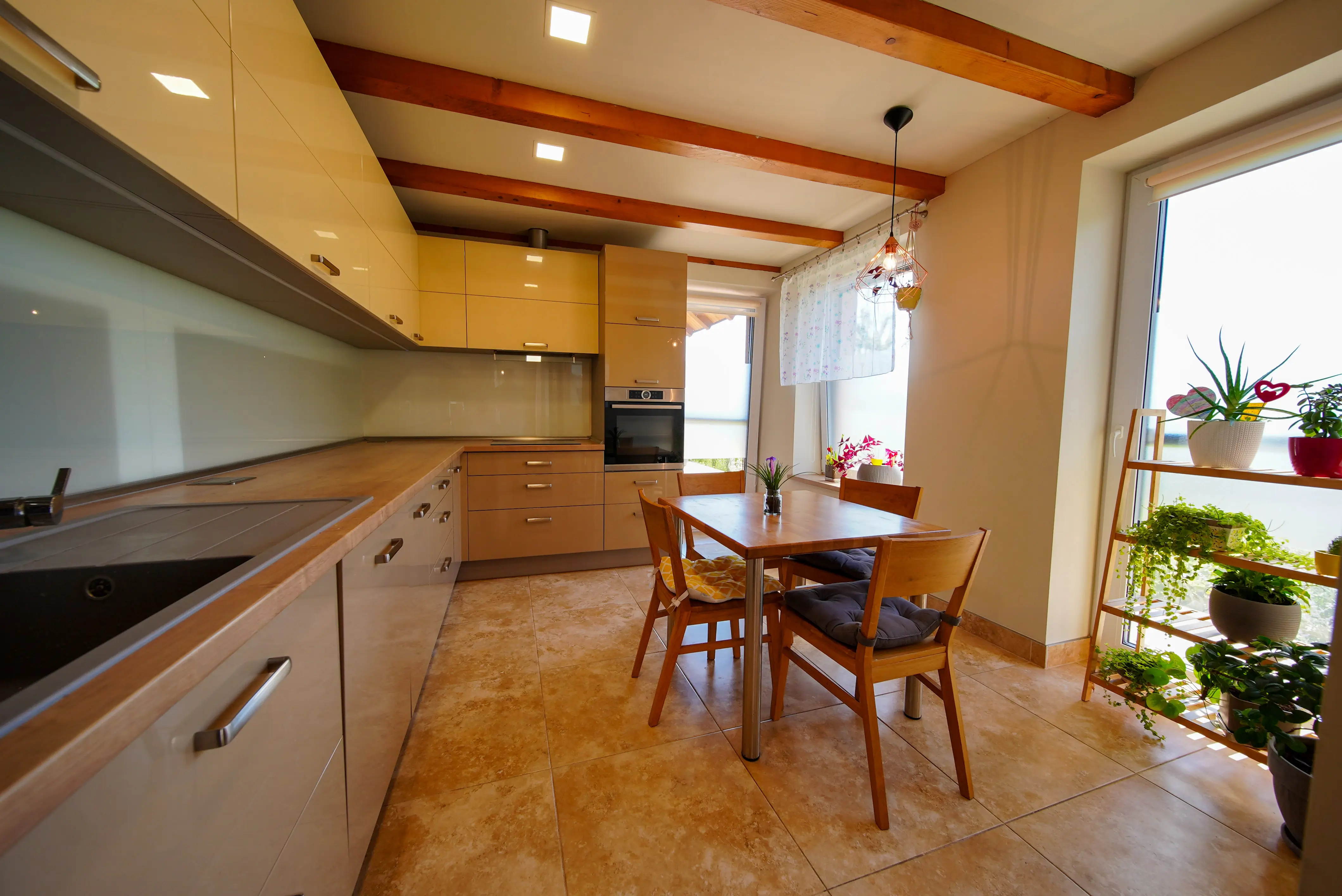 Na predaj 5 izbový Rodinný dom v obci Seniakovce len 8 min. od Košíc