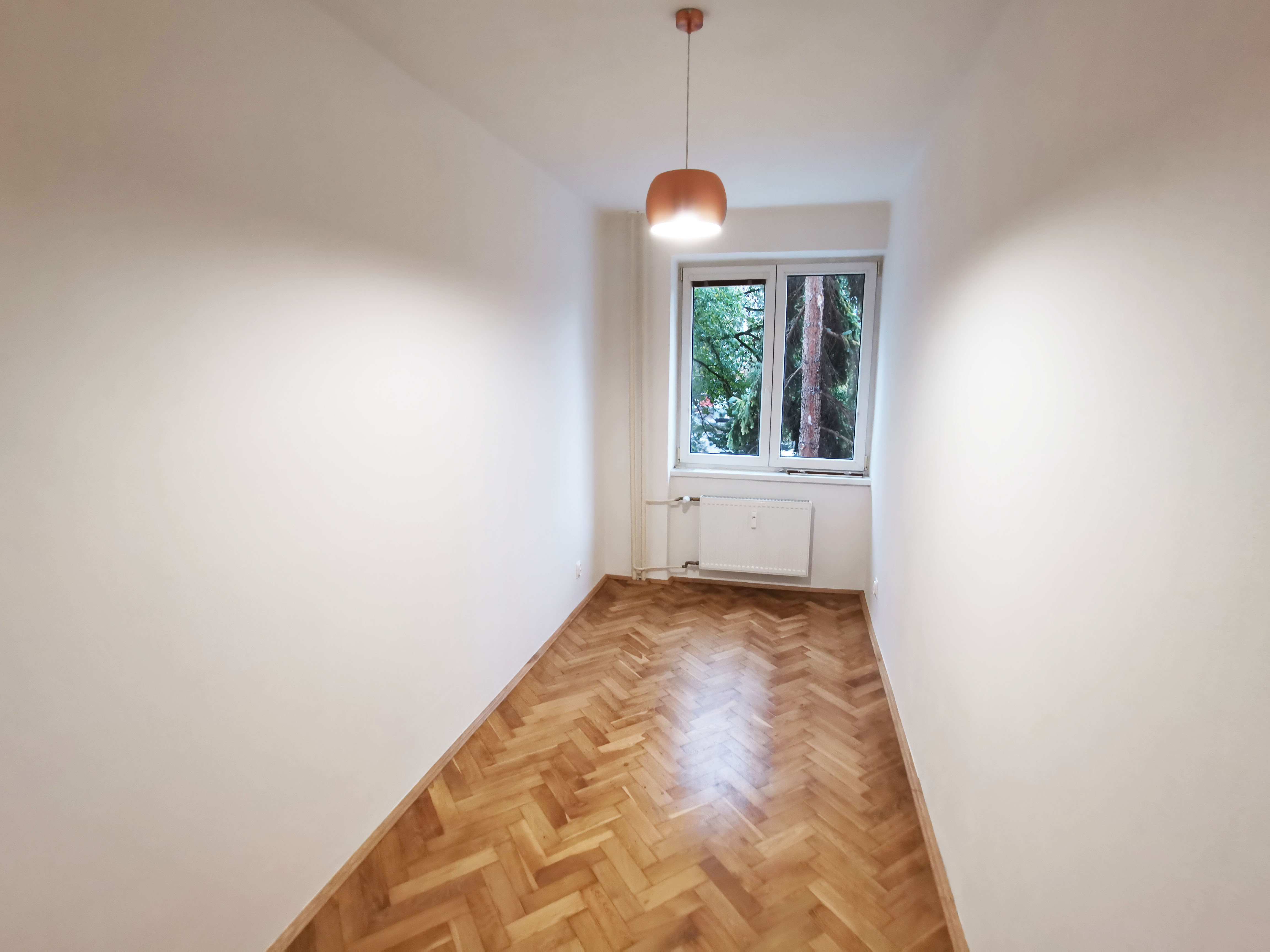 Na prenájom 4 izbový byt po kompletnej rekonštrukcii, Vodárenská
