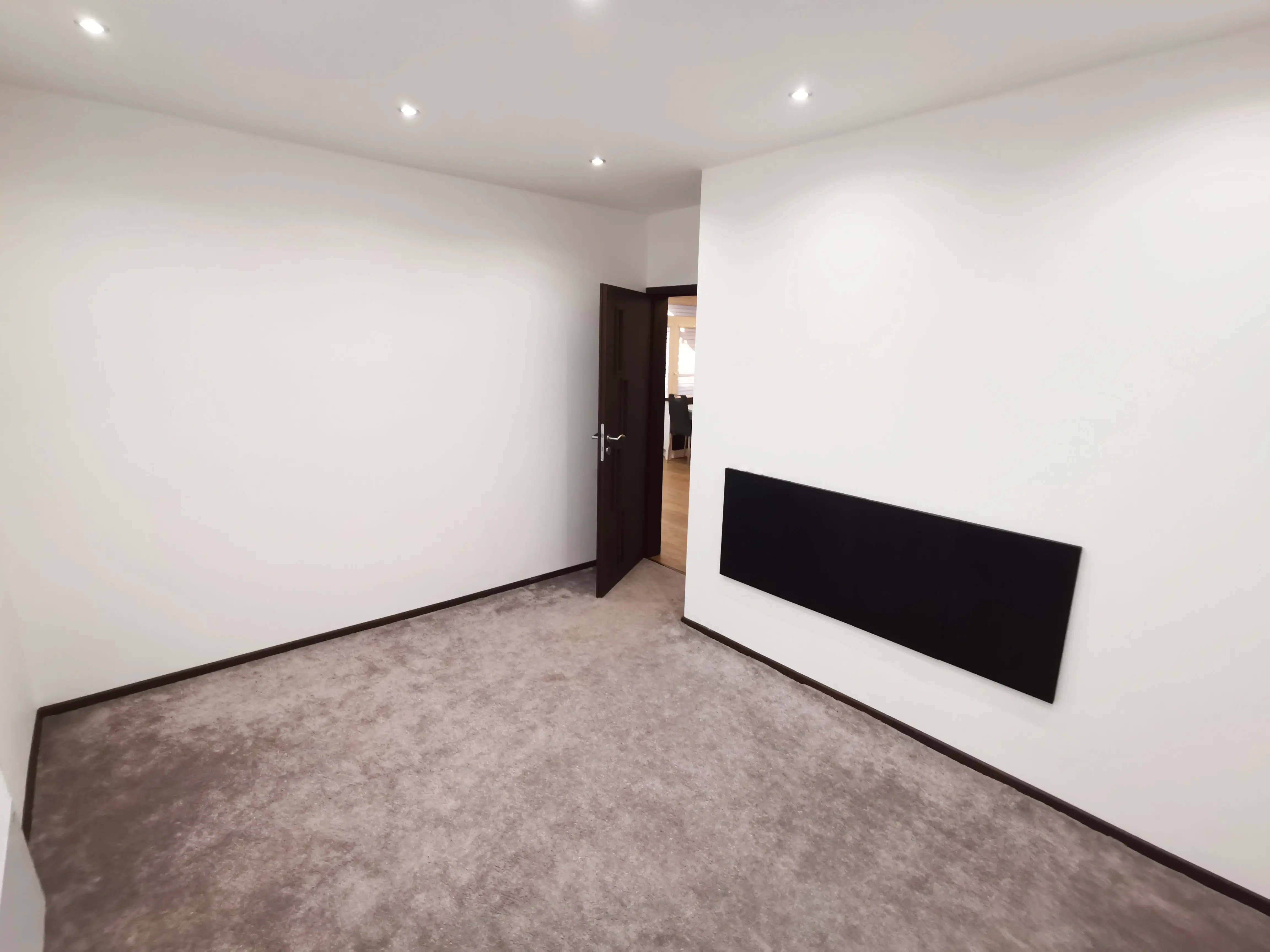 Na prenájom 4 izbový dom, Barca / FOR RENT