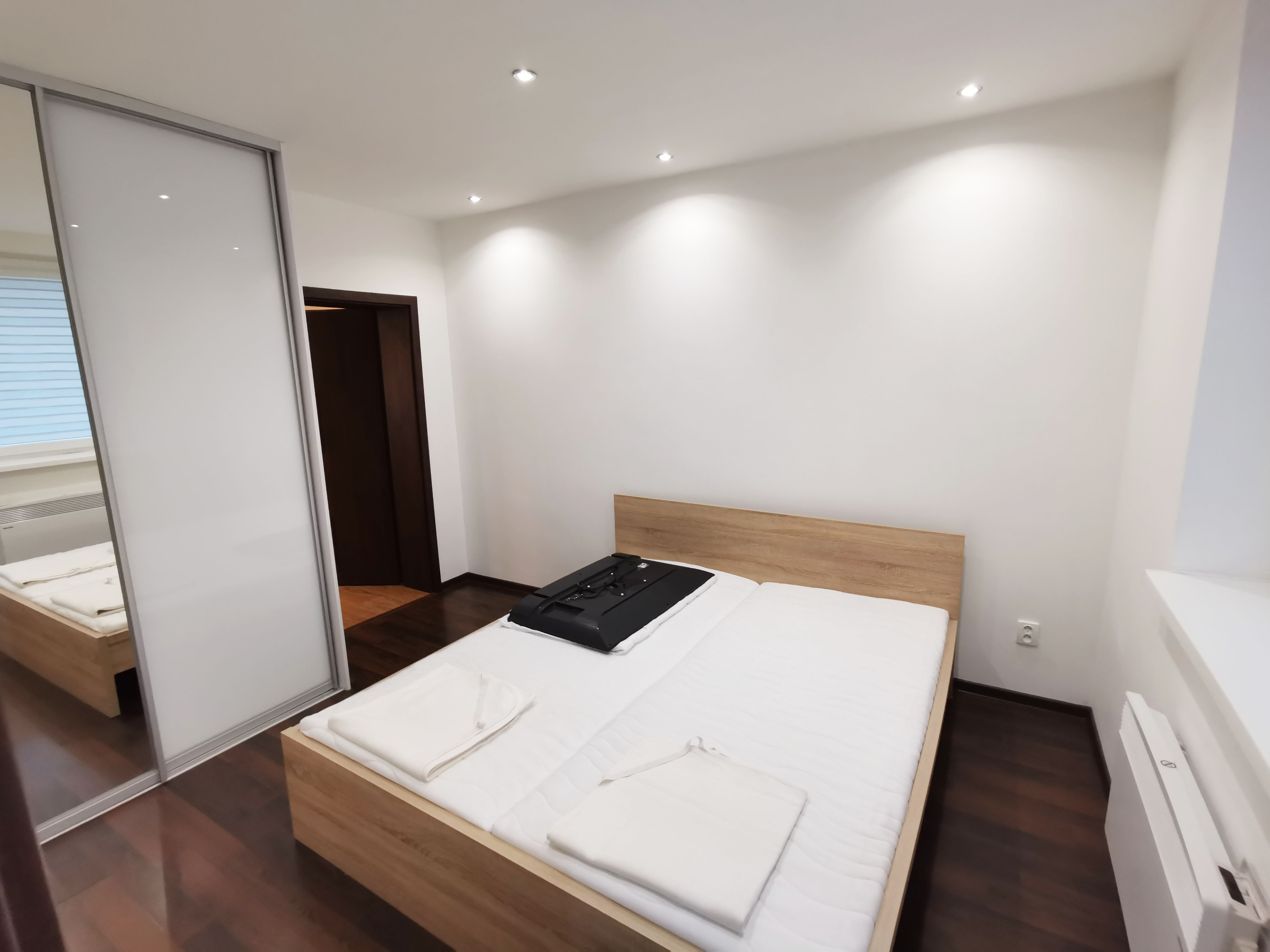 Na prenájom 4 izbový dom, Barca / FOR RENT