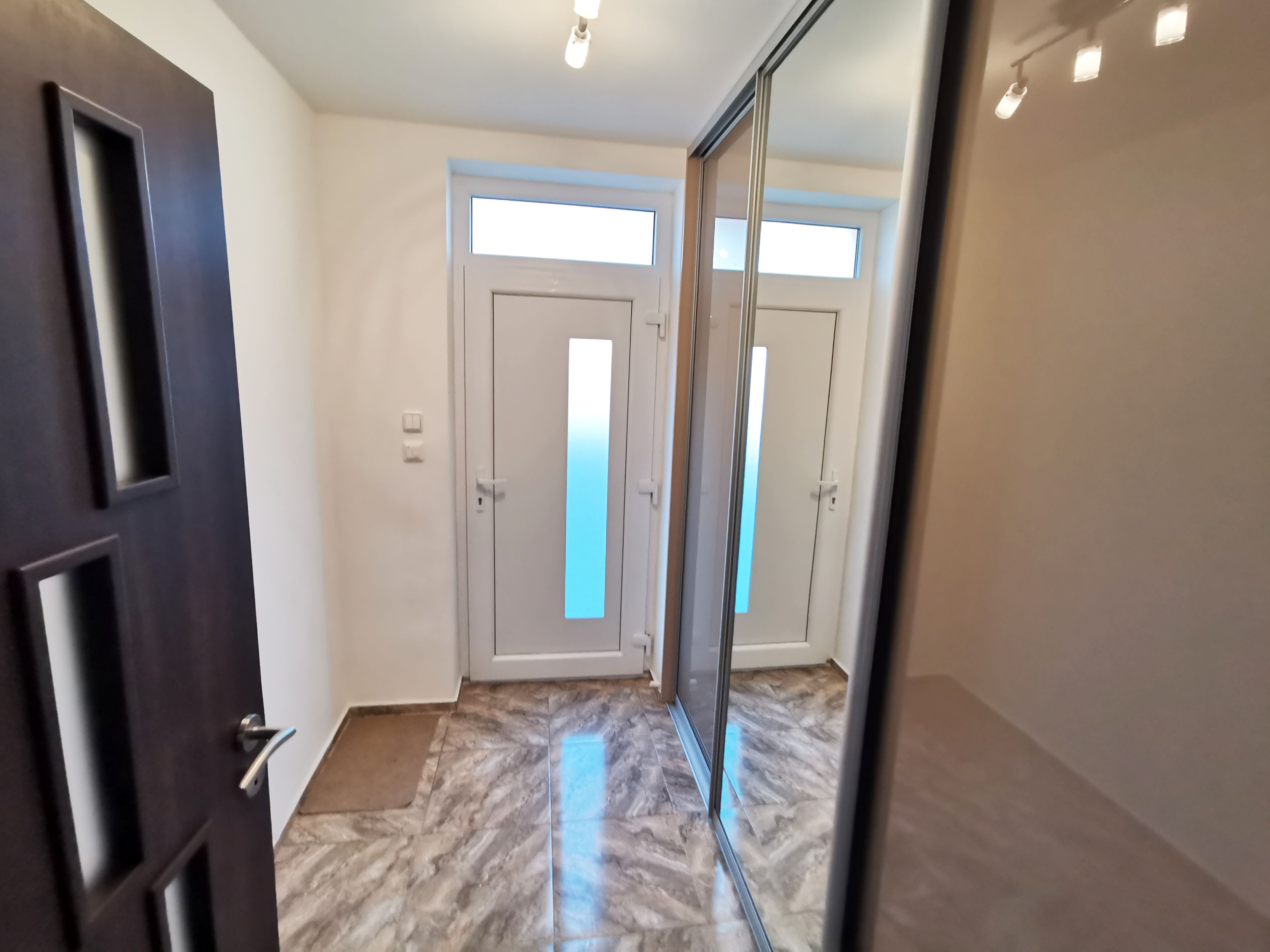 Na prenájom 4 izbový dom, Barca / FOR RENT