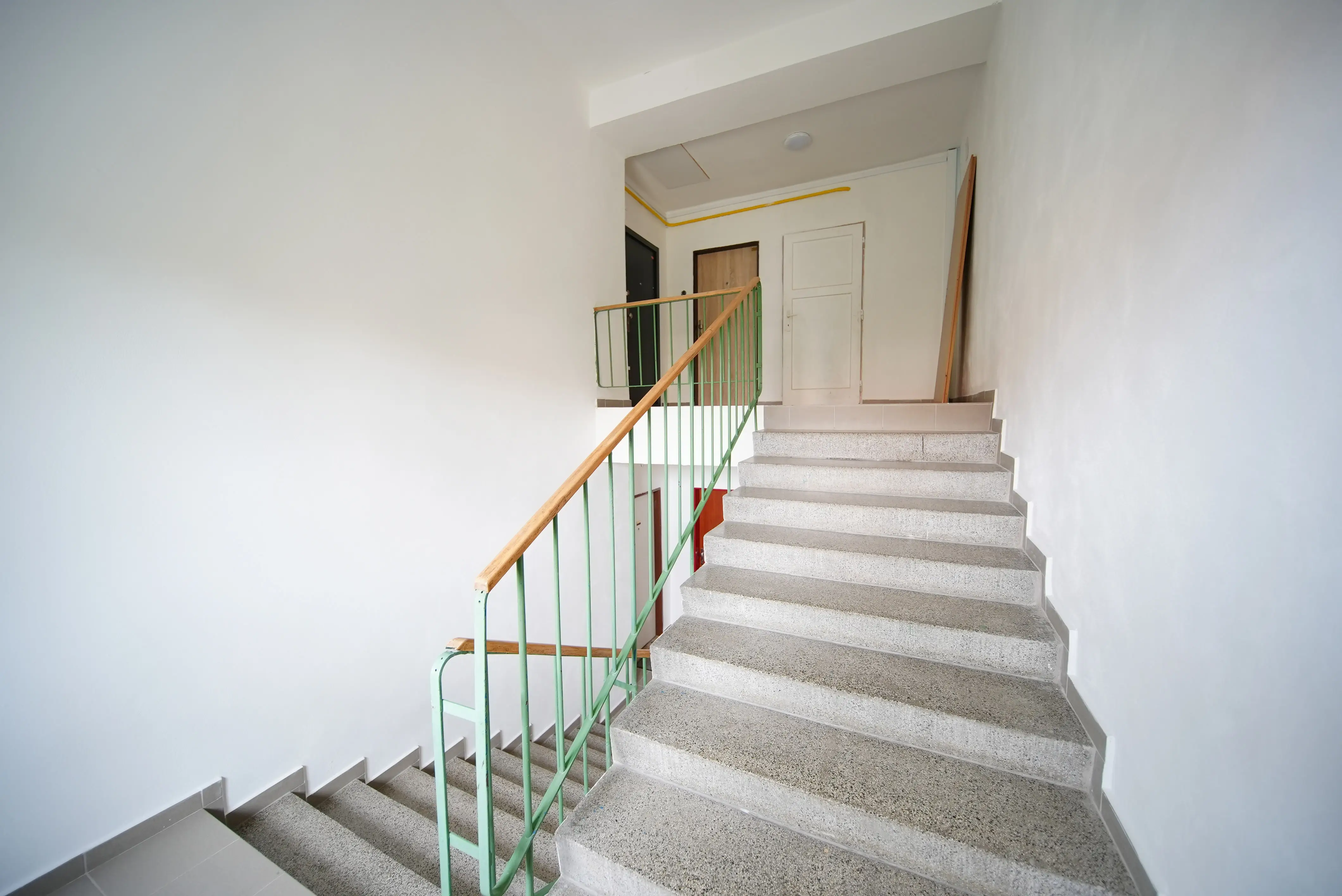 Na predaj 2 izbový byt, Pasteurovo nám, 10 min. od centra, Košice -JUH