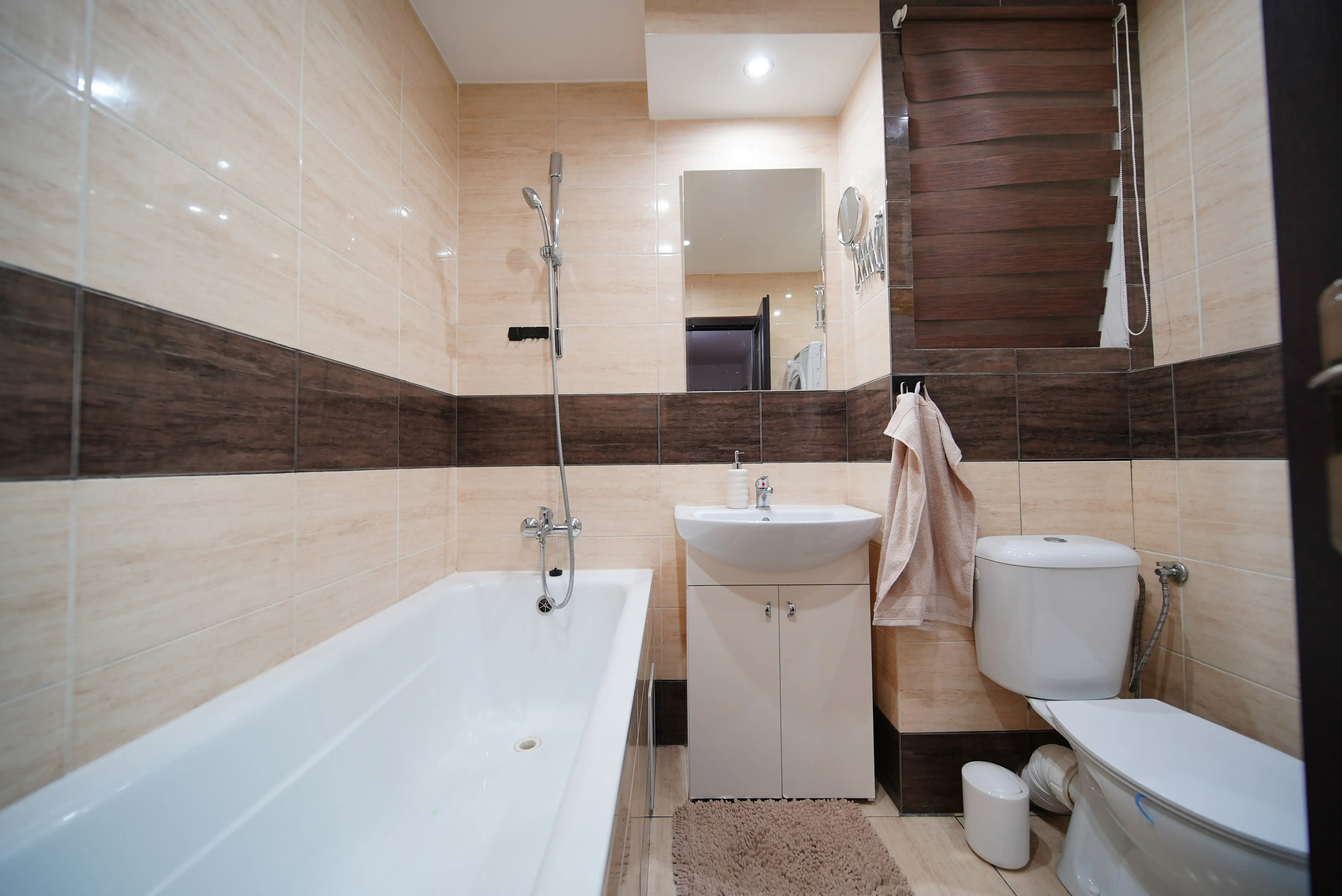 Na predaj 2 izbový byt, Pasteurovo nám, 10 min. od centra, Košice -JUH