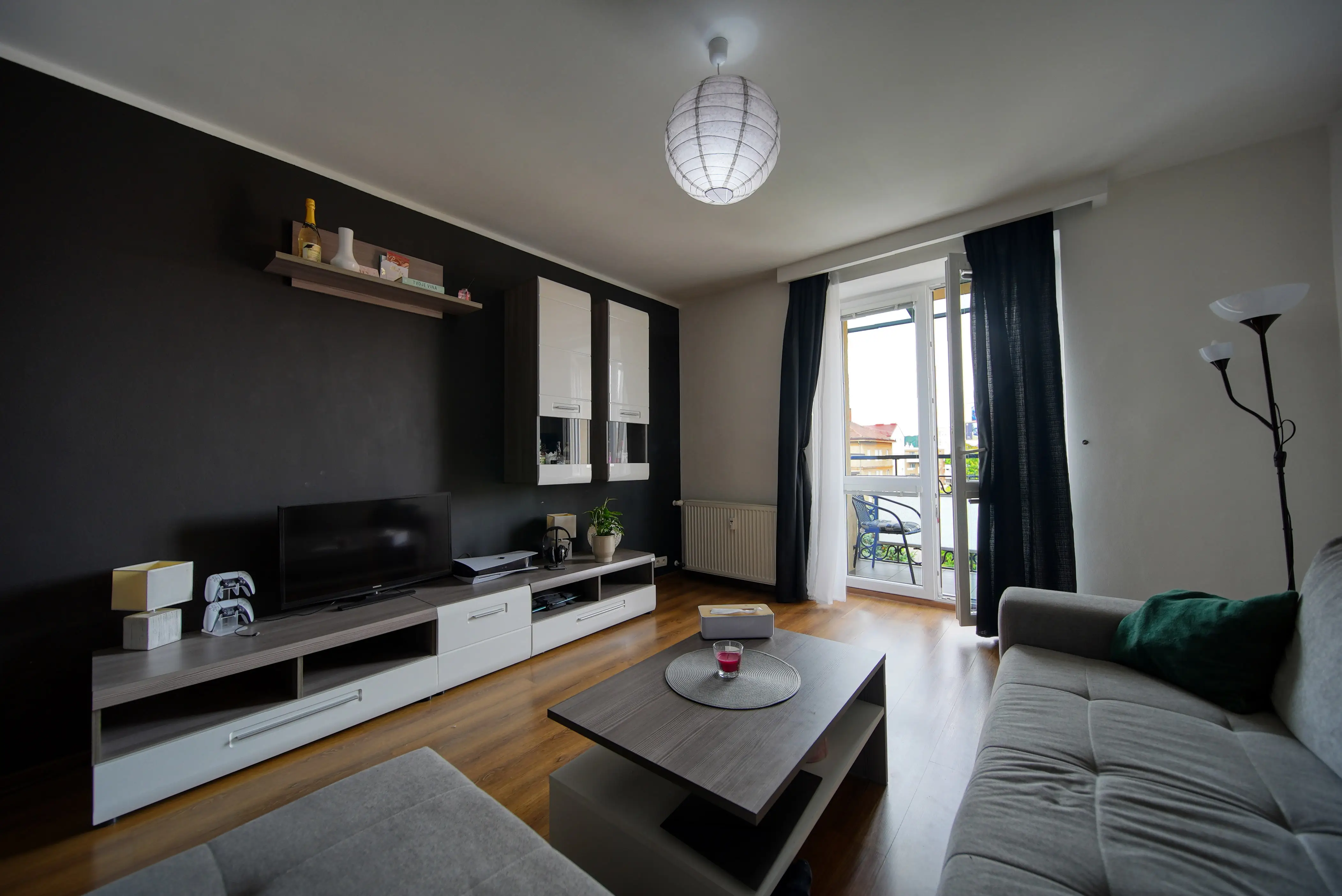 Na predaj 2 izbový byt, Pasteurovo nám, 10 min. od centra, Košice -JUH