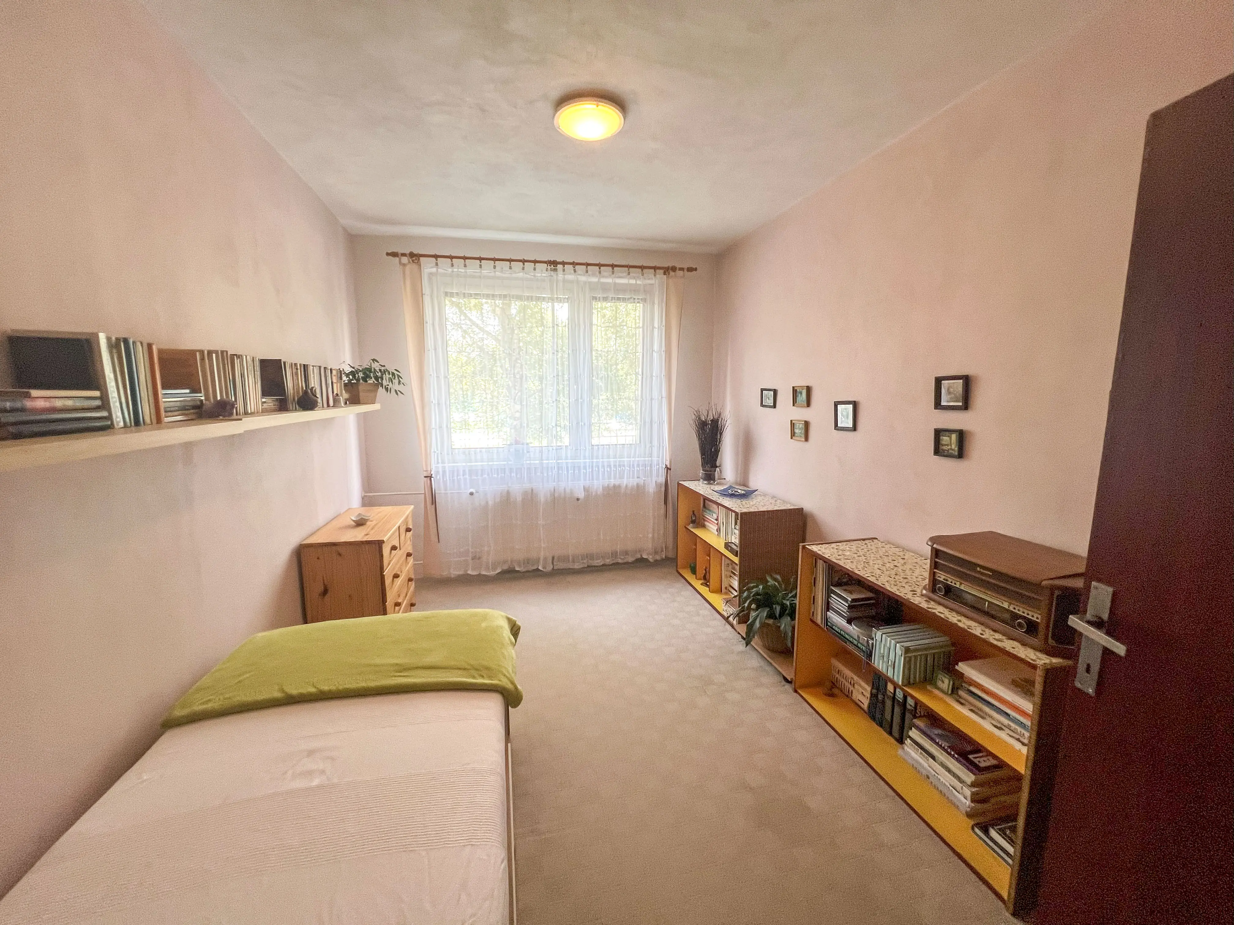 Na predaj 3 izbový byt s loggiou, Košice II. - KVP - Dénešova