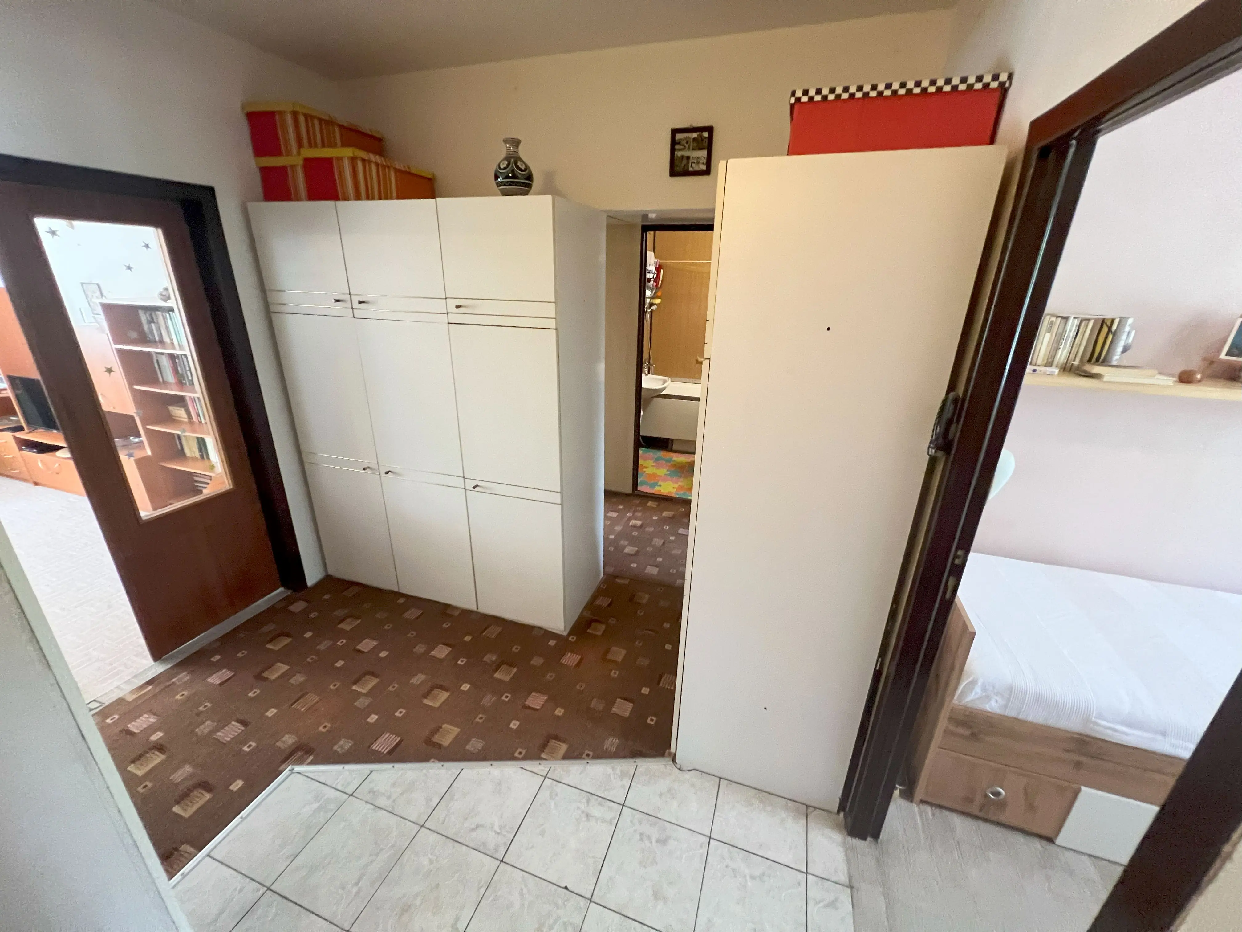 Na predaj 3 izbový byt s loggiou, Košice II. - KVP - Dénešova