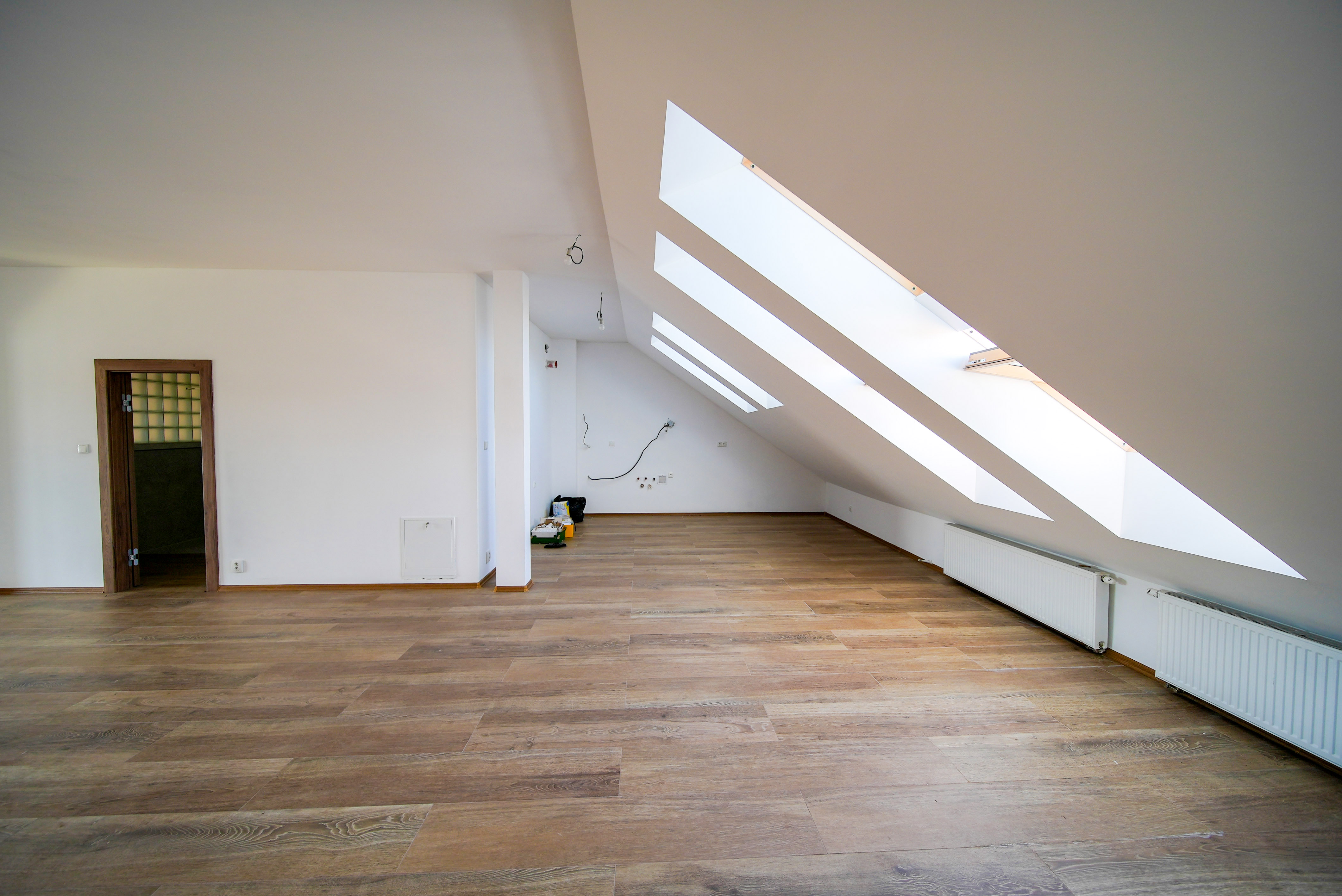 PREDANÉ Na predaj 3 podlažný rodinný dom po rekonštrukcii v širšom centre, Košice - Juh