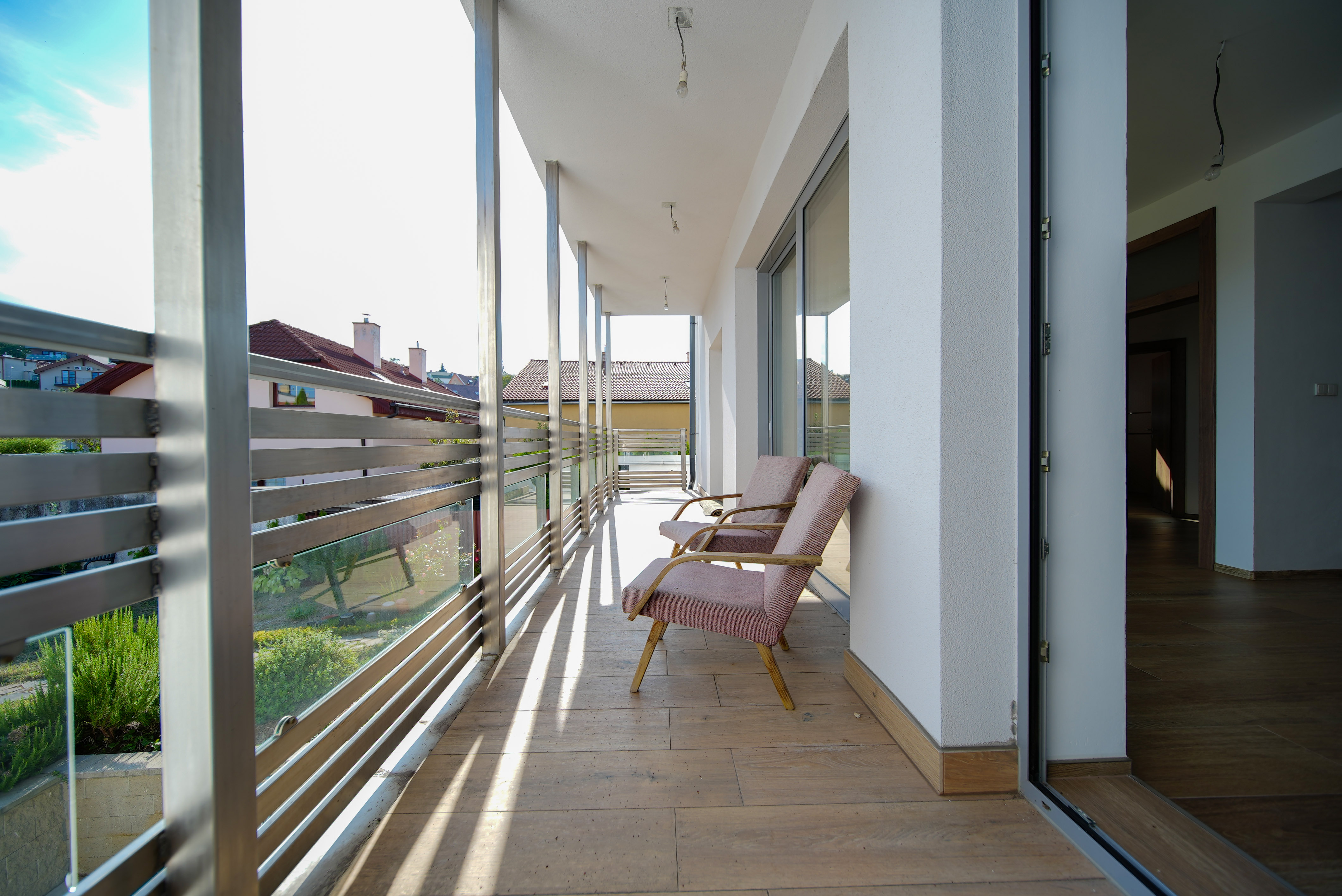 PREDANÉ Na predaj 3 podlažný rodinný dom po rekonštrukcii v širšom centre, Košice - Juh