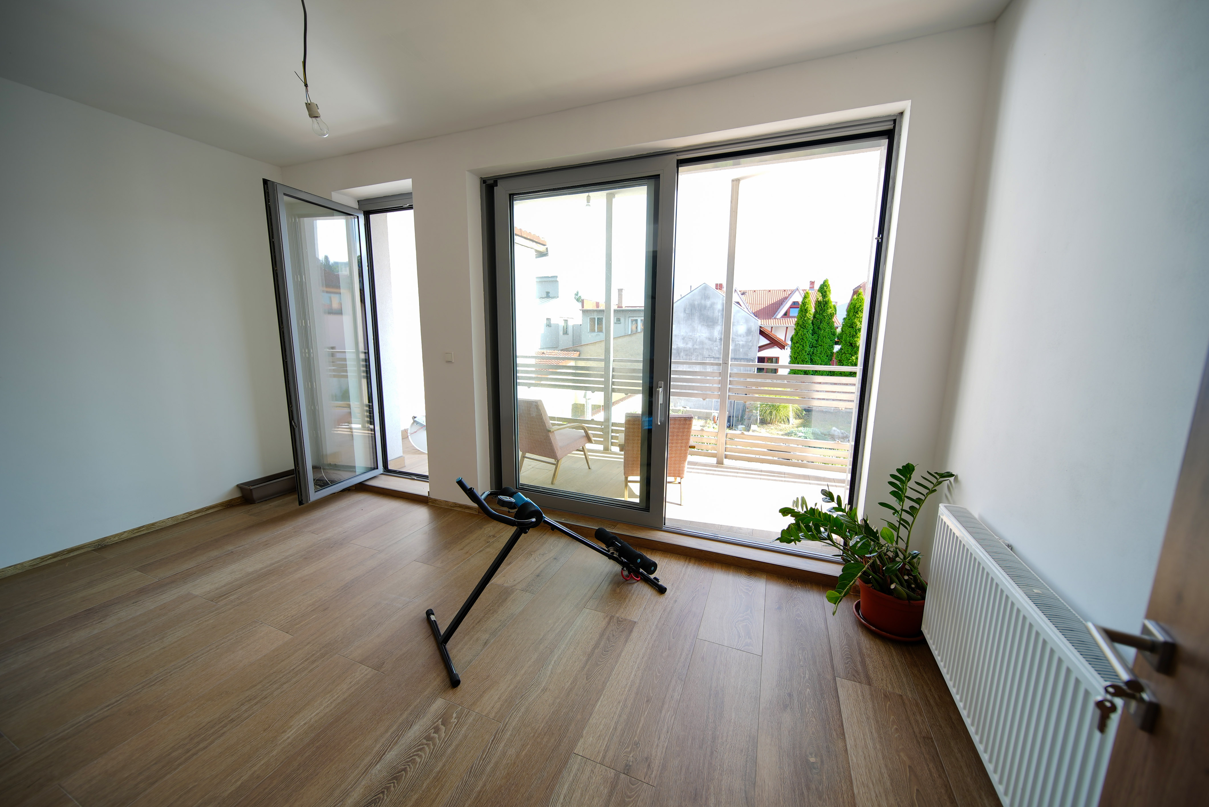 PREDANÉ Na predaj 3 podlažný rodinný dom po rekonštrukcii v širšom centre, Košice - Juh