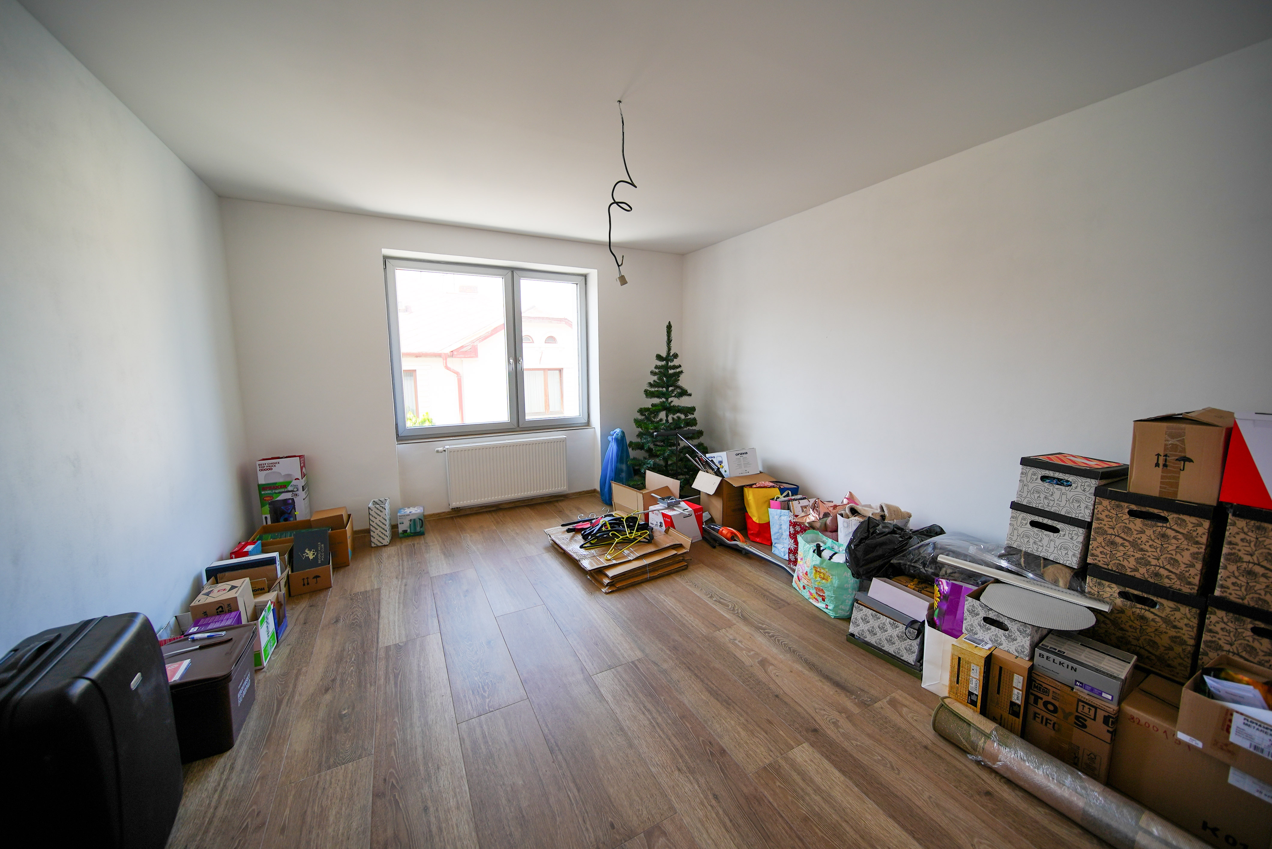 PREDANÉ Na predaj 3 podlažný rodinný dom po rekonštrukcii v širšom centre, Košice - Juh