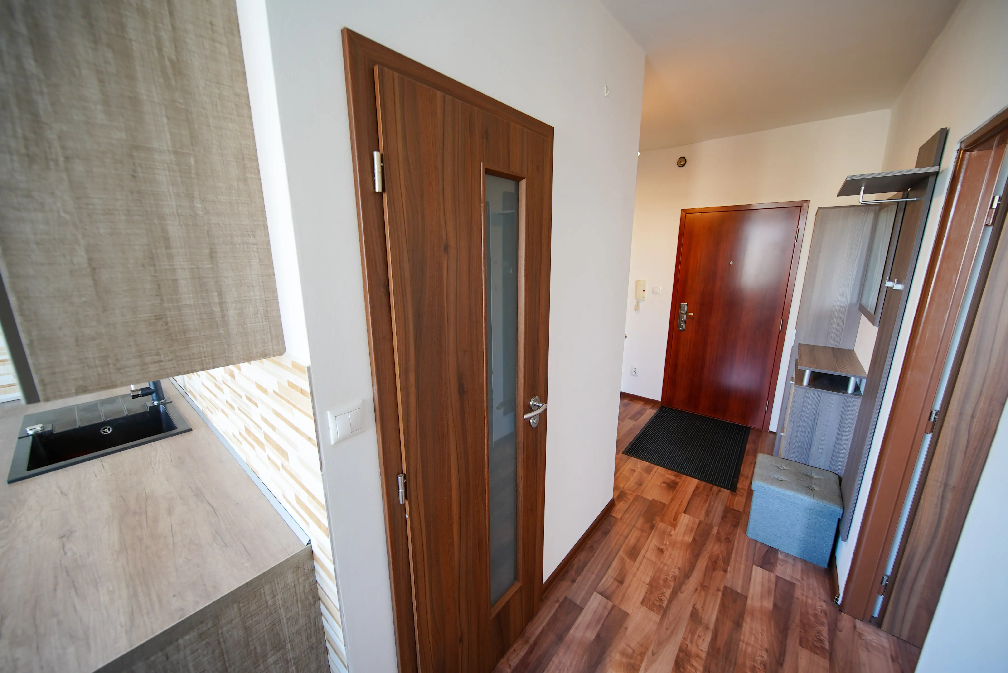 REZERVOVANÉ 1 izbový byt s loggiou v širšom centre na predaj , Ludmanská, Juh