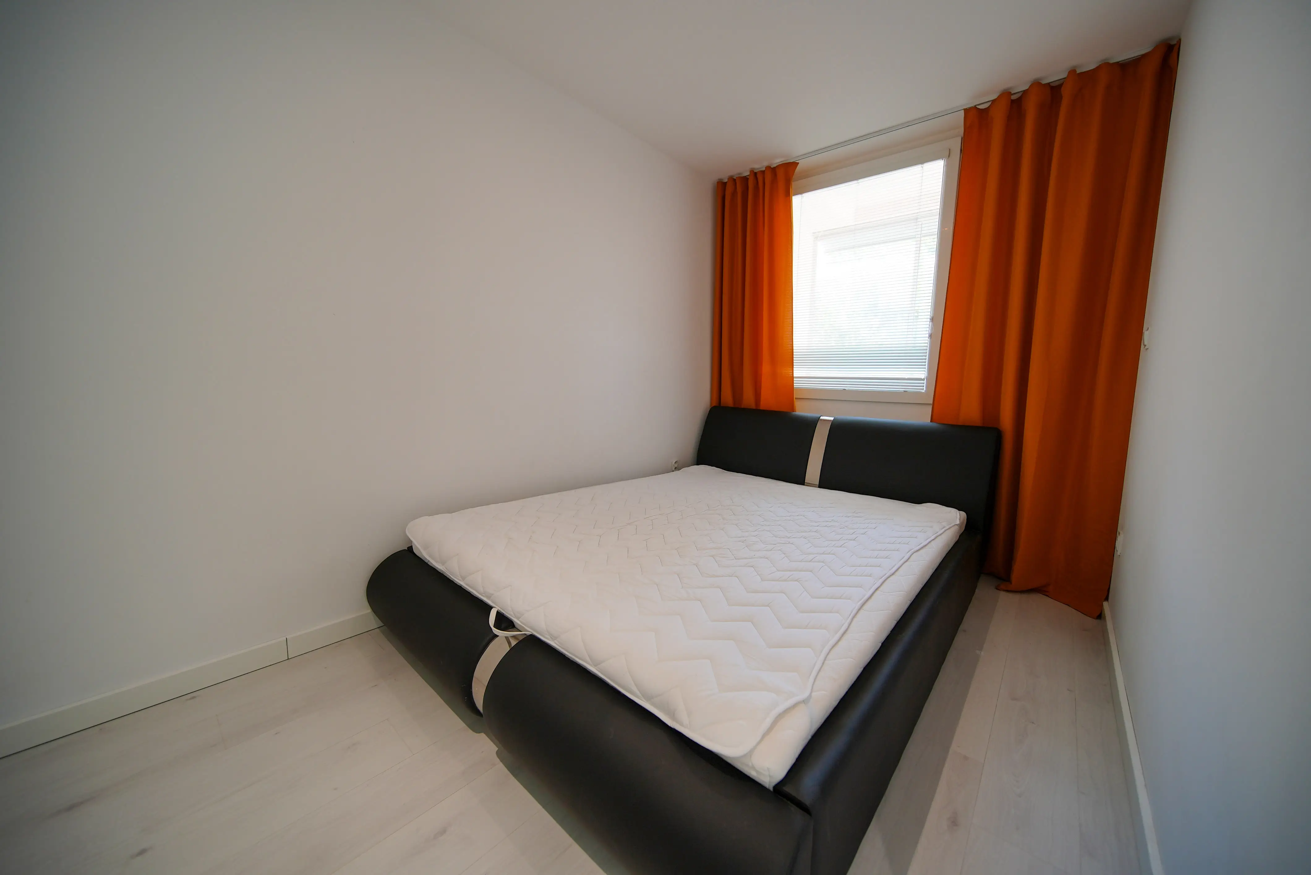 Na prenájom 2 izbový zariadený byt so 6m loggiou, Kežmarská Košice II. - Západ