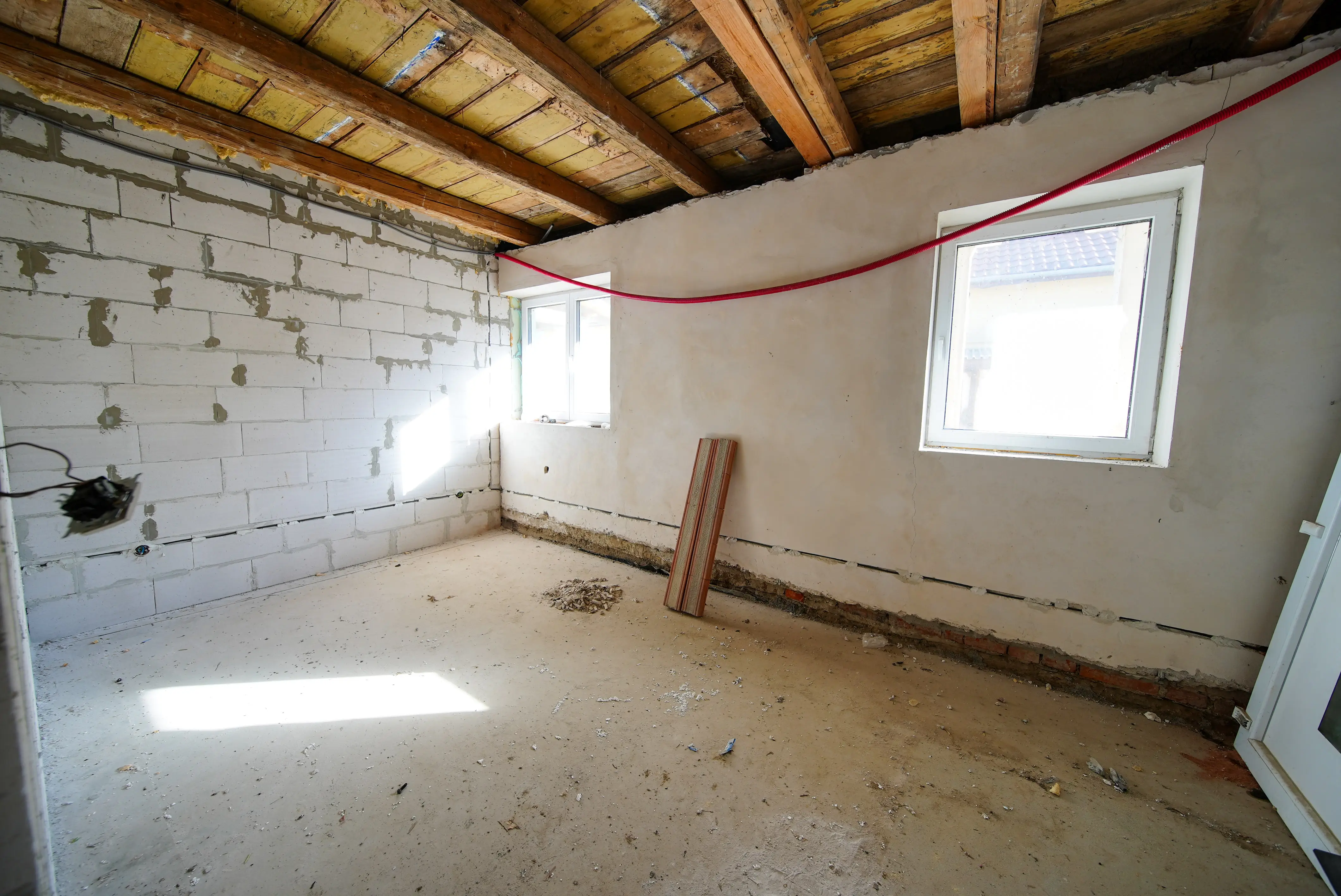 Hrubá stavba - 4 izbový RD na predaj, 1234 m2 pozemok , Kokšov-Bakša