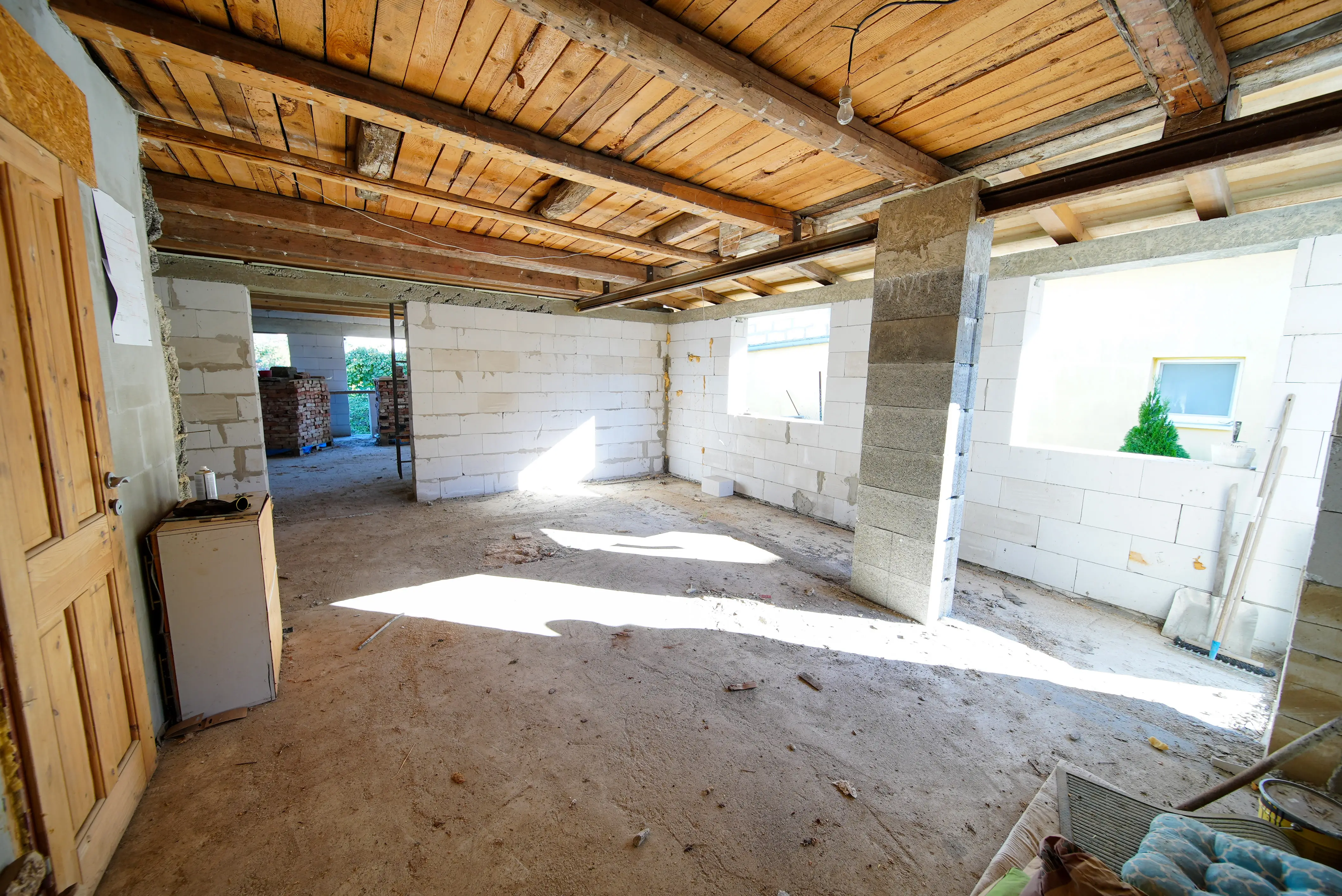 Hrubá stavba - 4 izbový RD na predaj, 1234 m2 pozemok , Kokšov-Bakša