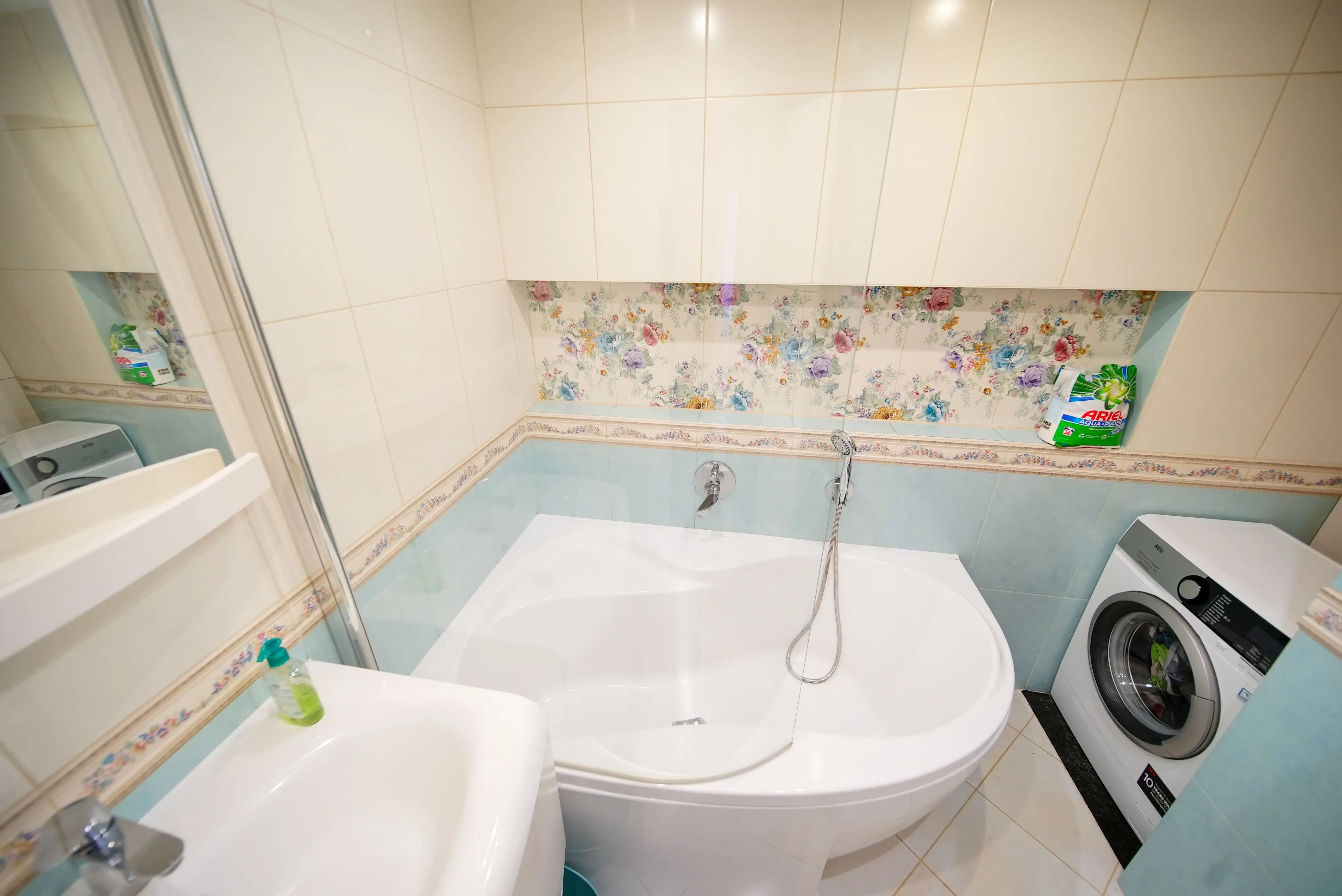 Na prenájom 3 izbový byt  s loggiou, Markušova, Terasa