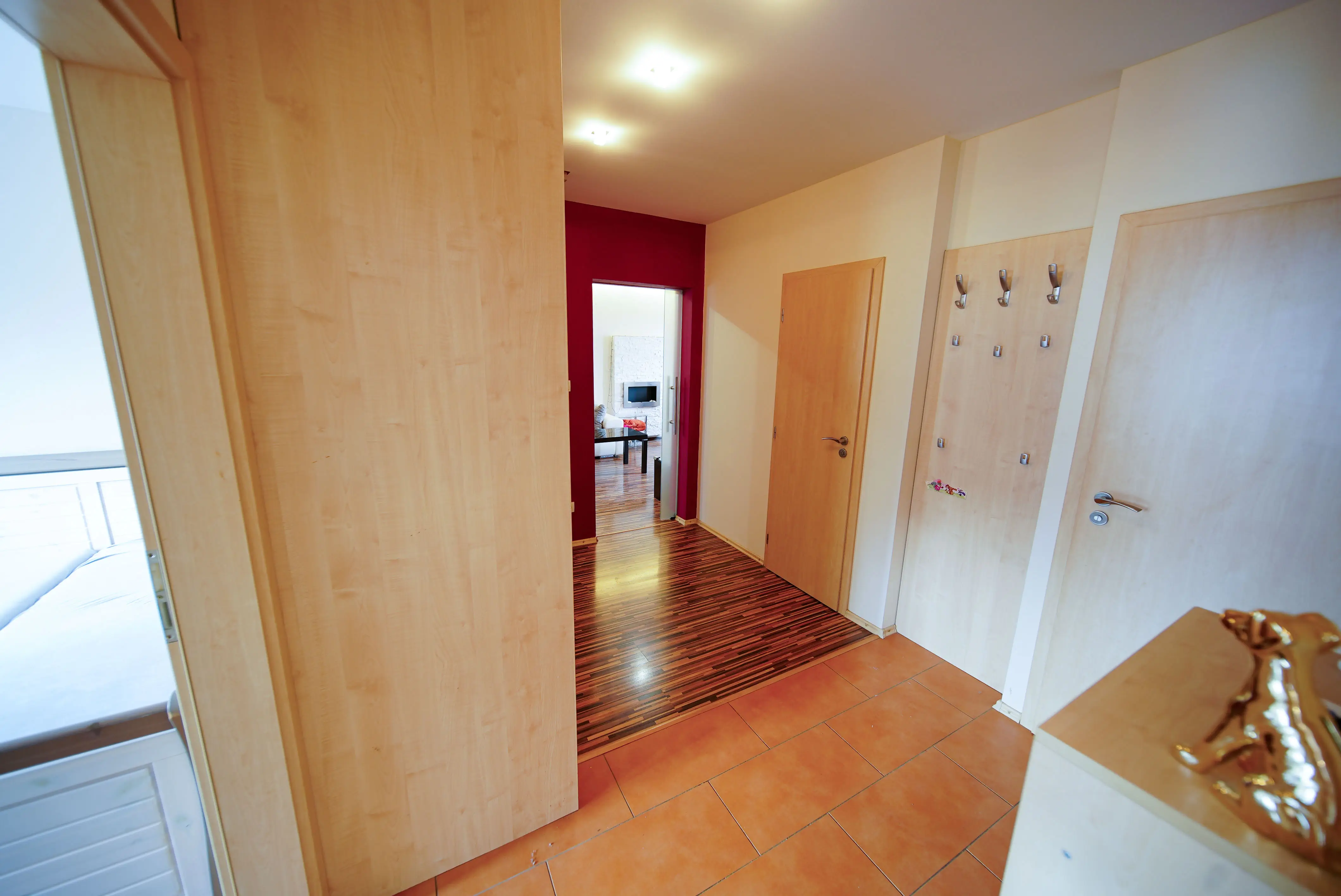 Na prenájom - 4 izbový byt, Staré mesto - Kuzmányho