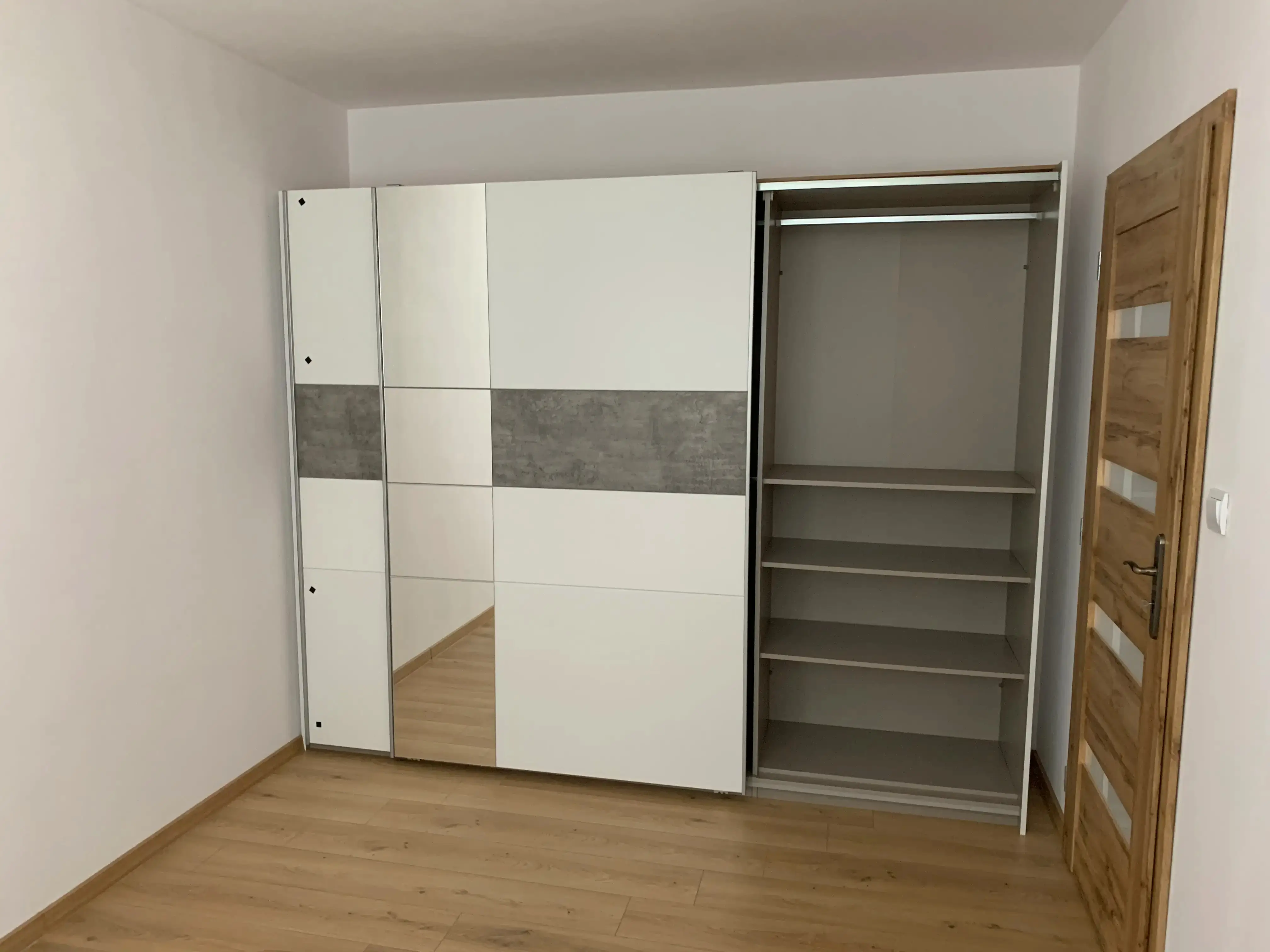 REZERVOVANÉ Predaj 1,5 izbový byt, Popradská, Nová rekonštrukcia