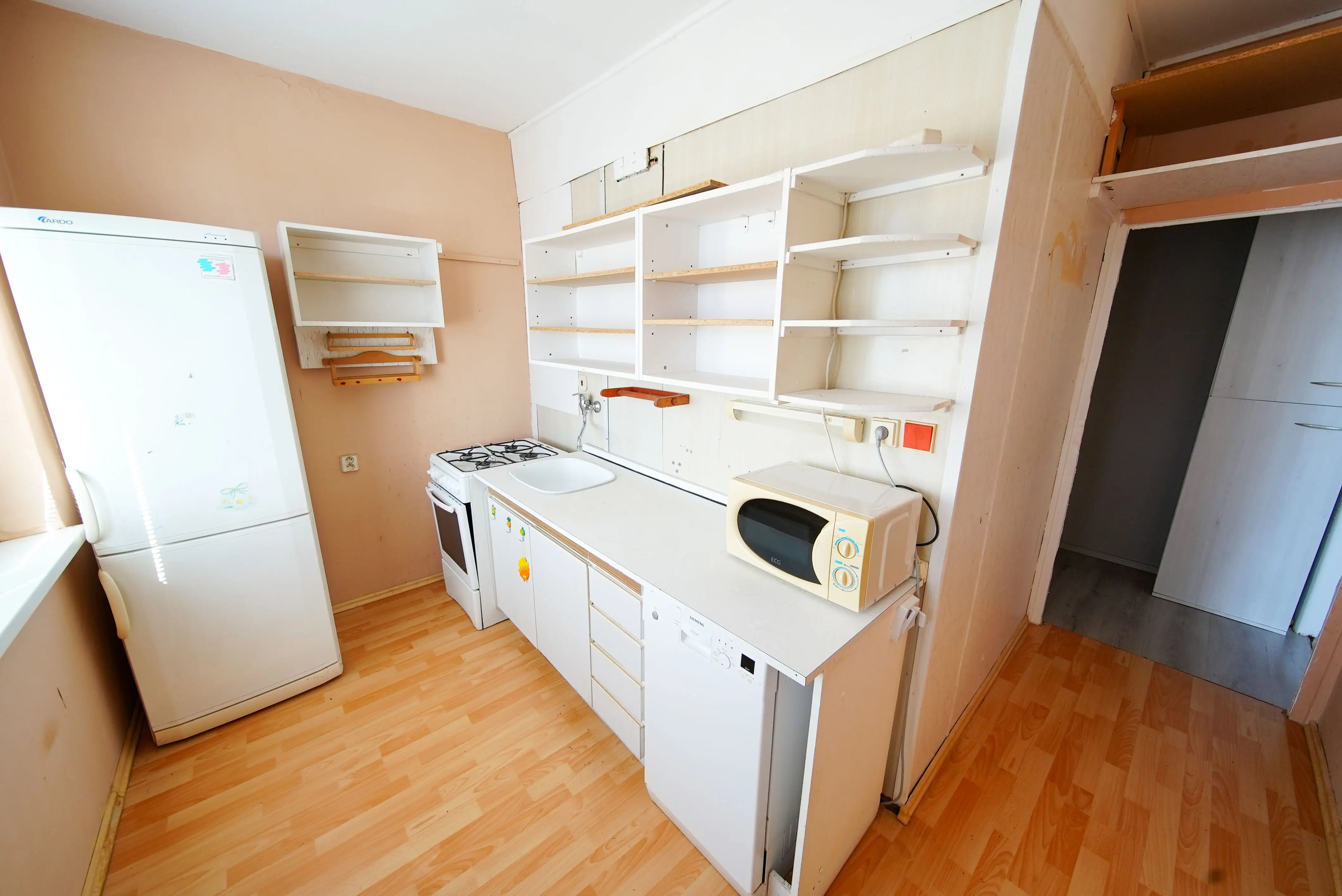 REZERVOVANÉ  Na predaj 2 izbový byt o výmere 52 m2 na ul. Galaktická, Nad jazerom