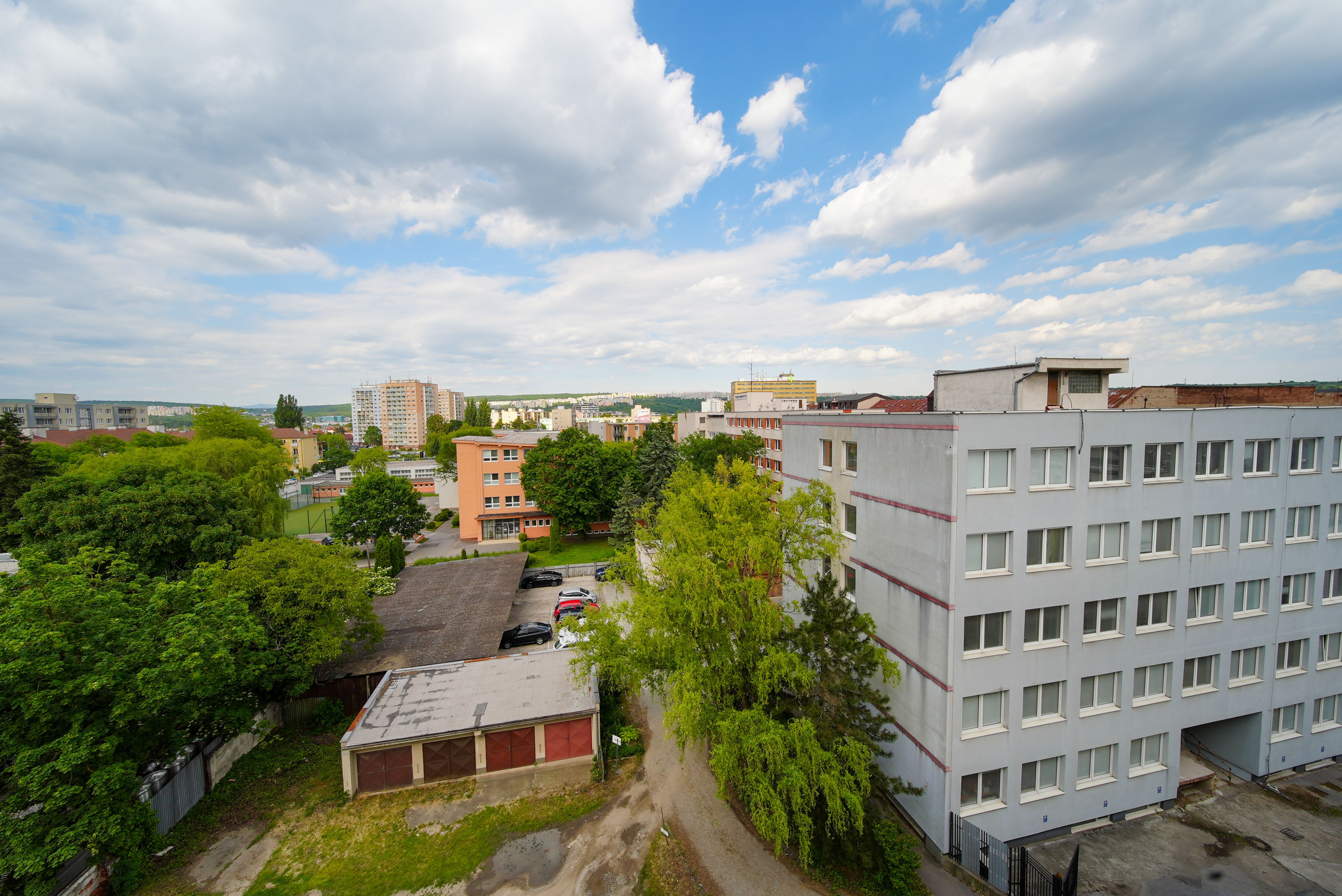 Na predaj 1 izbový byt s parkovaním, Komenského 13, Košice