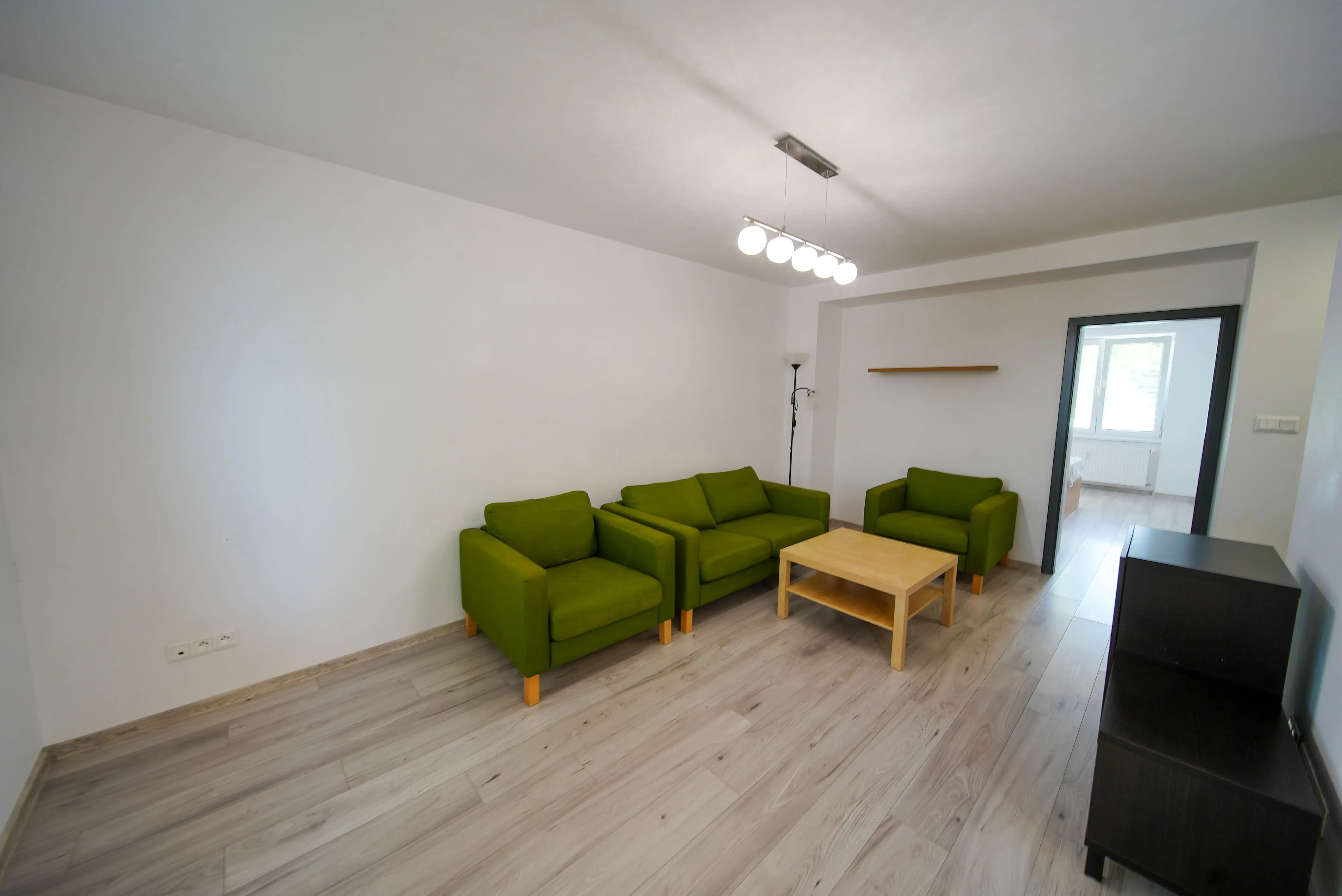 Na predaj 2 izbový tehlový byt s loggiou a výťahom, Stromová - Košice - Staré mesto