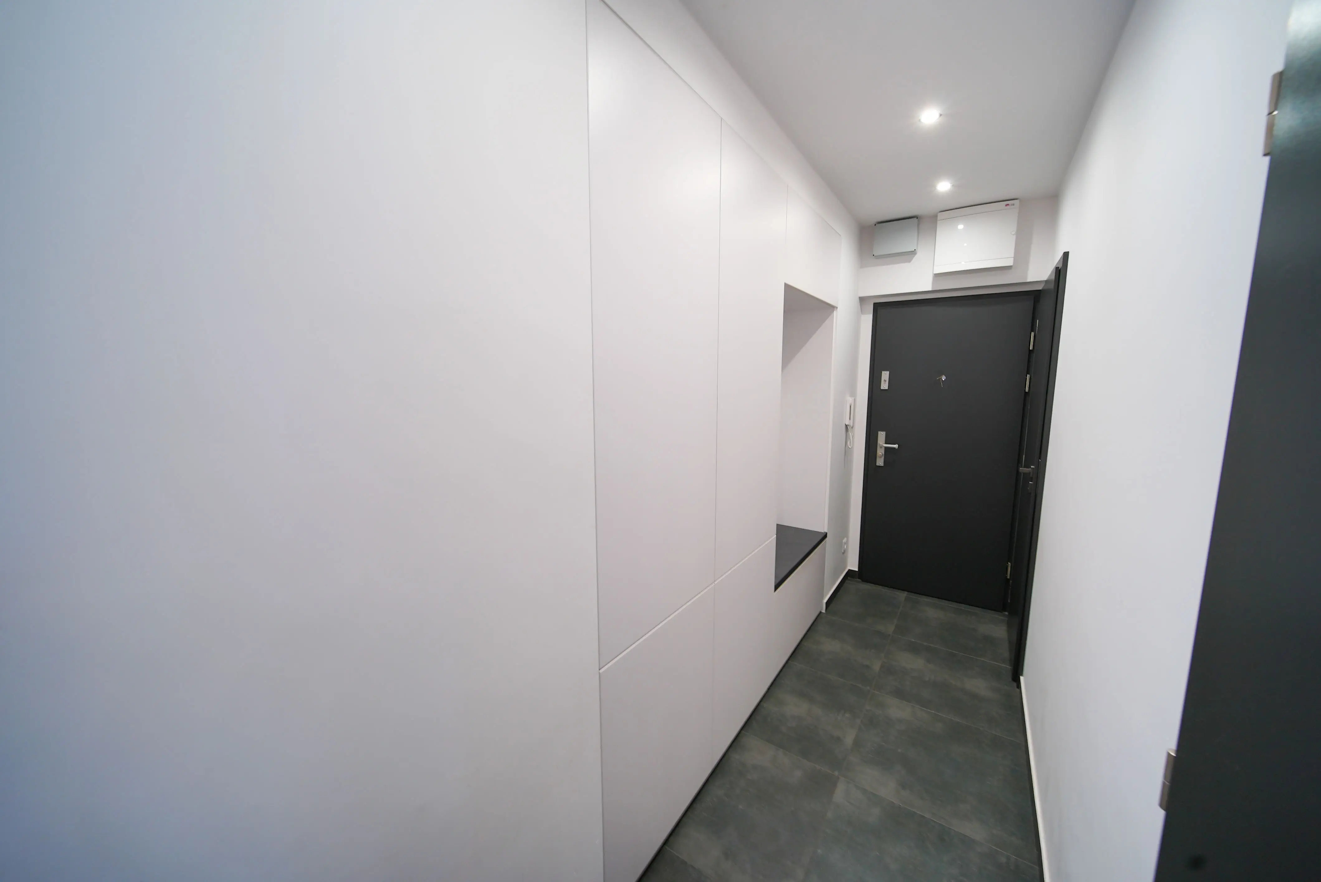 Na predaj 2 izbový tehlový byt s loggiou a výťahom, Stromová - Košice - Staré mesto