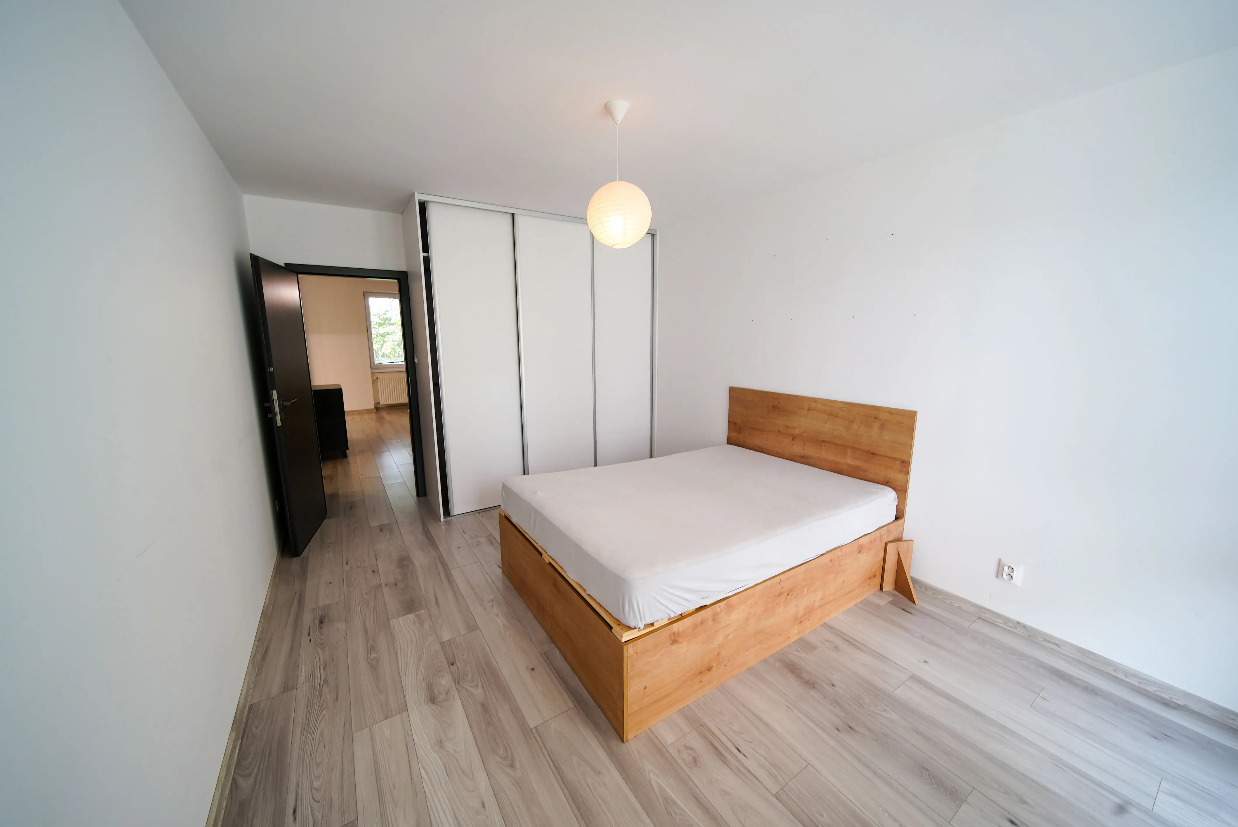 Na predaj 2 izbový tehlový byt s loggiou a výťahom, Stromová - Košice - Staré mesto