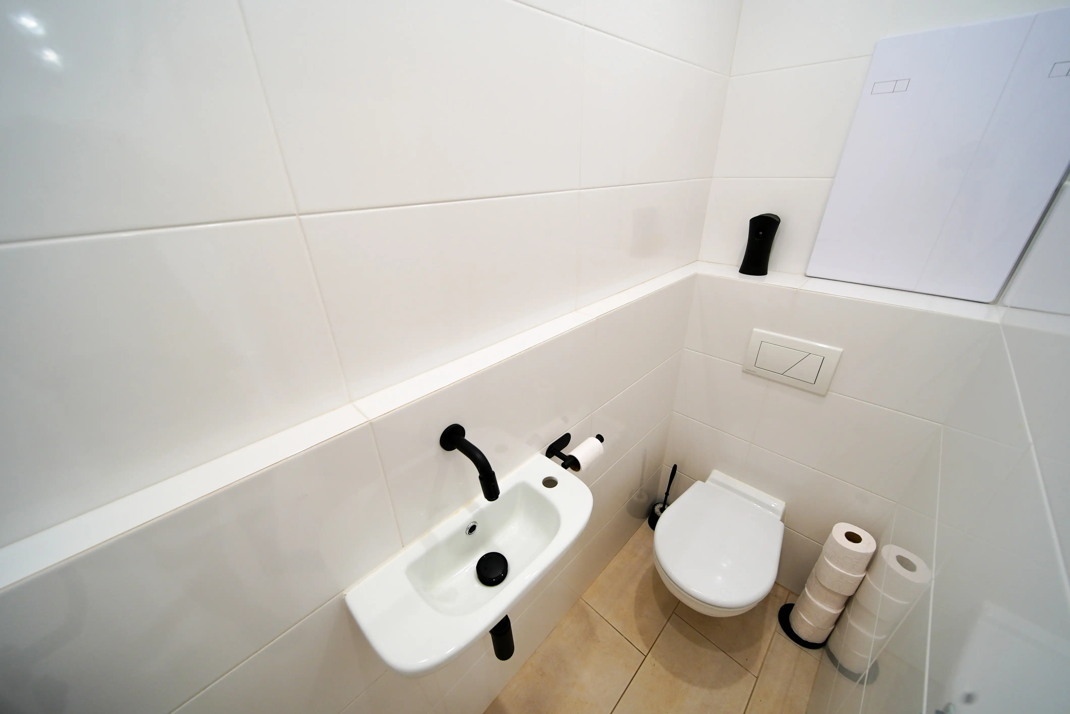 REZERVOVANÉ - Na predaj 3-izbový pražský byt, Gudernova - Západ.