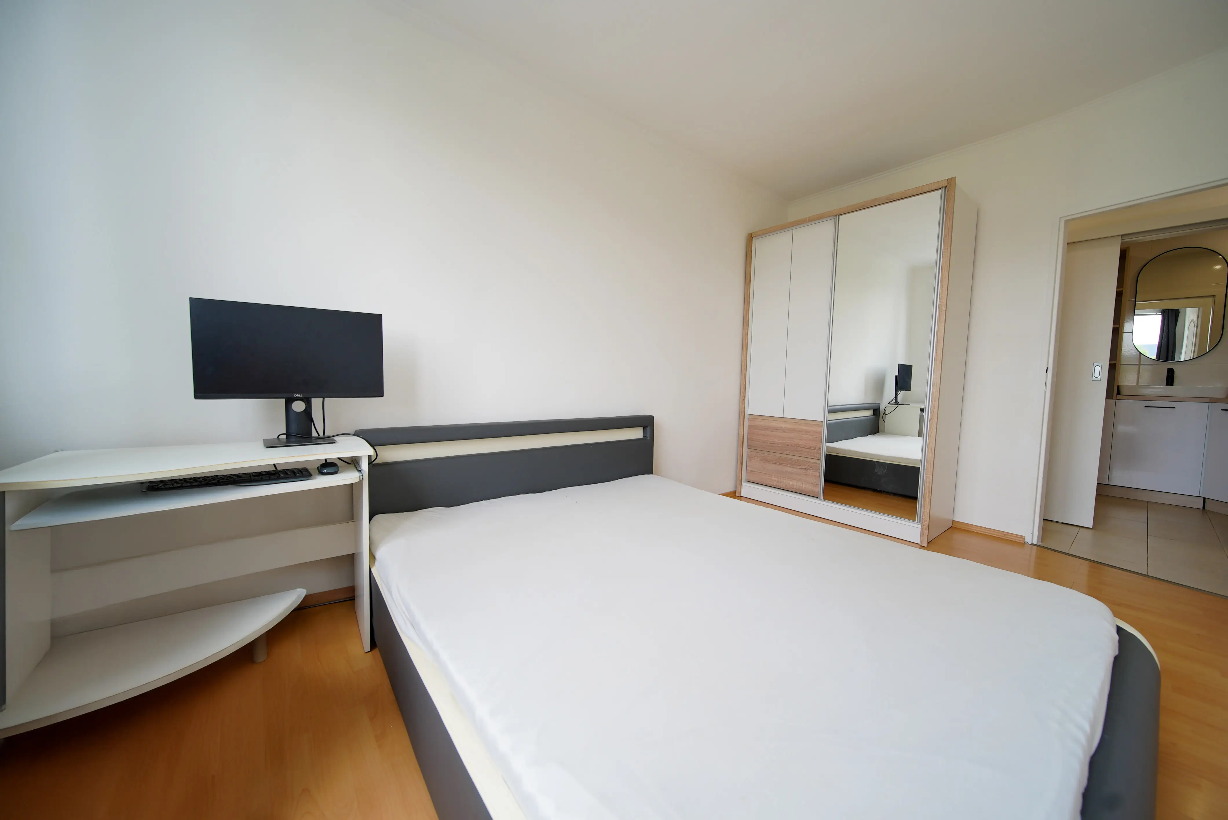 REZERVOVANÉ - Na predaj 3-izbový pražský byt, Gudernova - Západ.