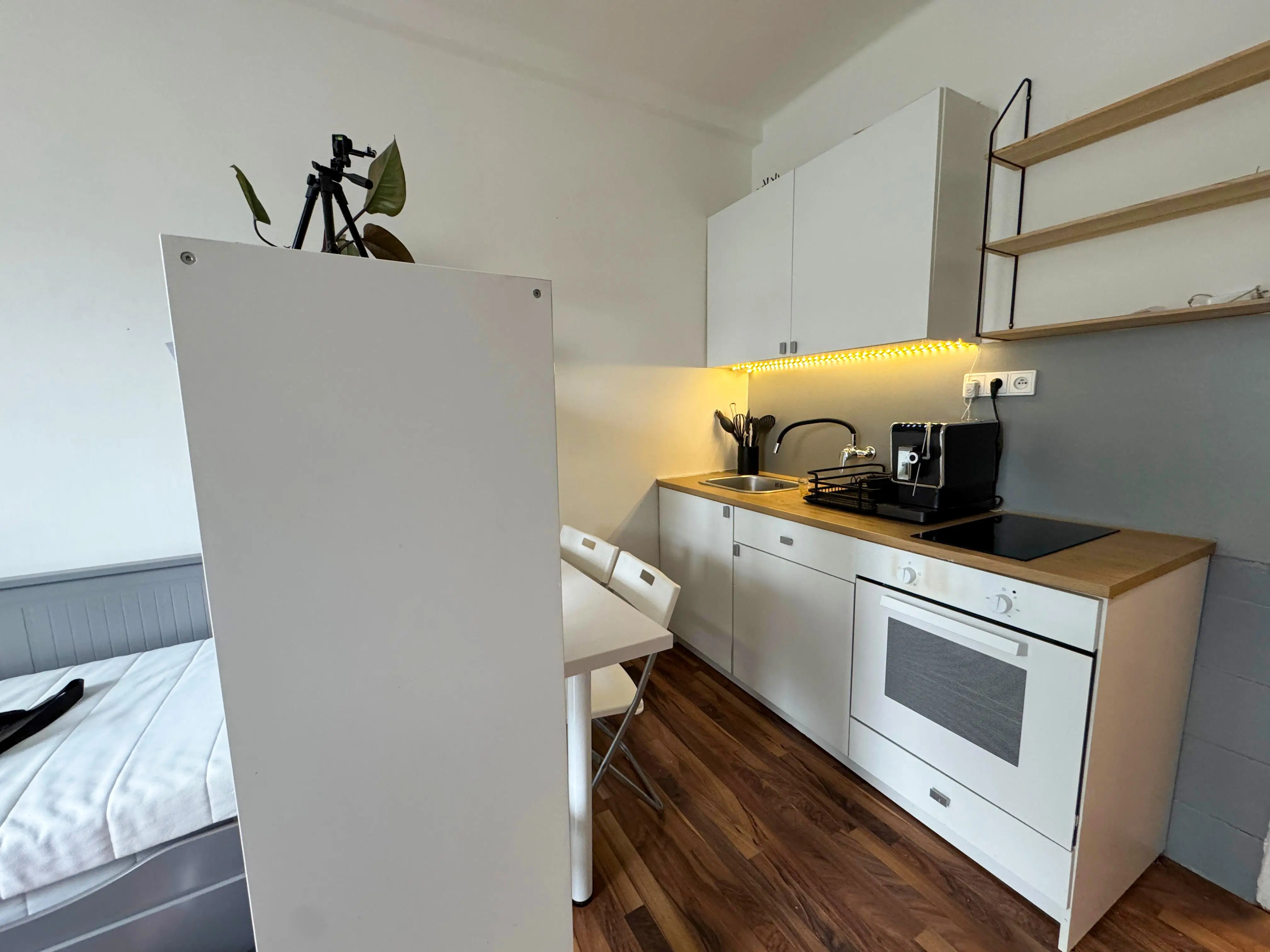 Na prenájom Garsónka 22 m2 blízko centra, TUKE, Komenského