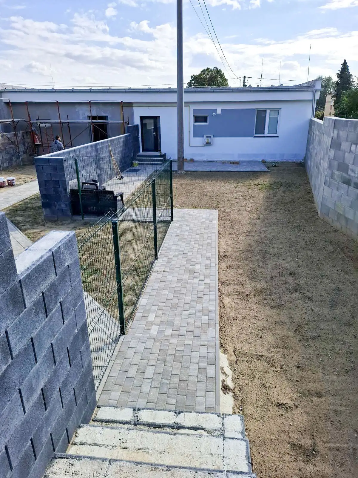 Novostavba 3 izb. bytu s terasou a predzáhradkou, A2 Somotor