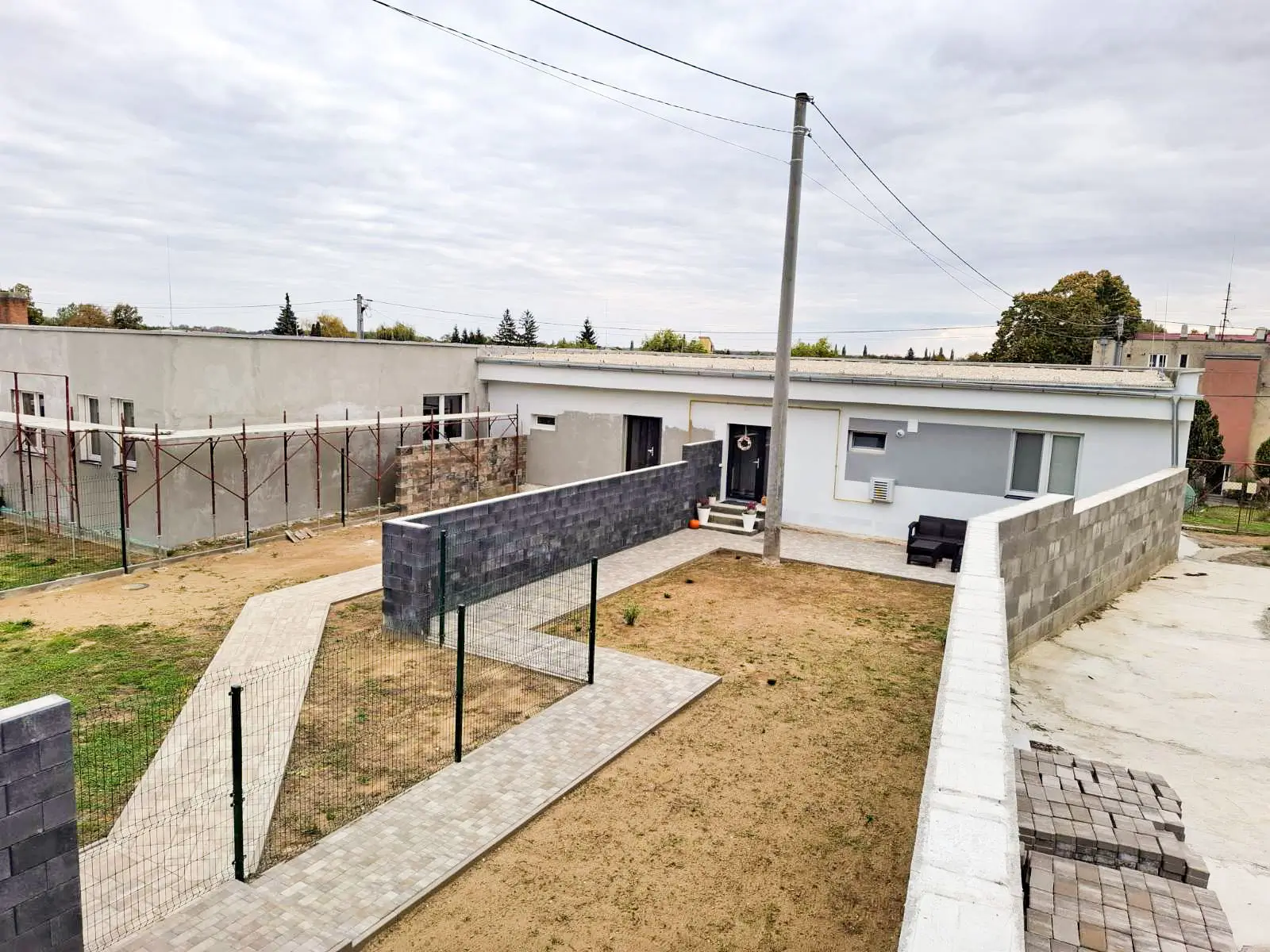 Novostavba 3 izb. bytu s terasou a predzáhradkou, A2 Somotor