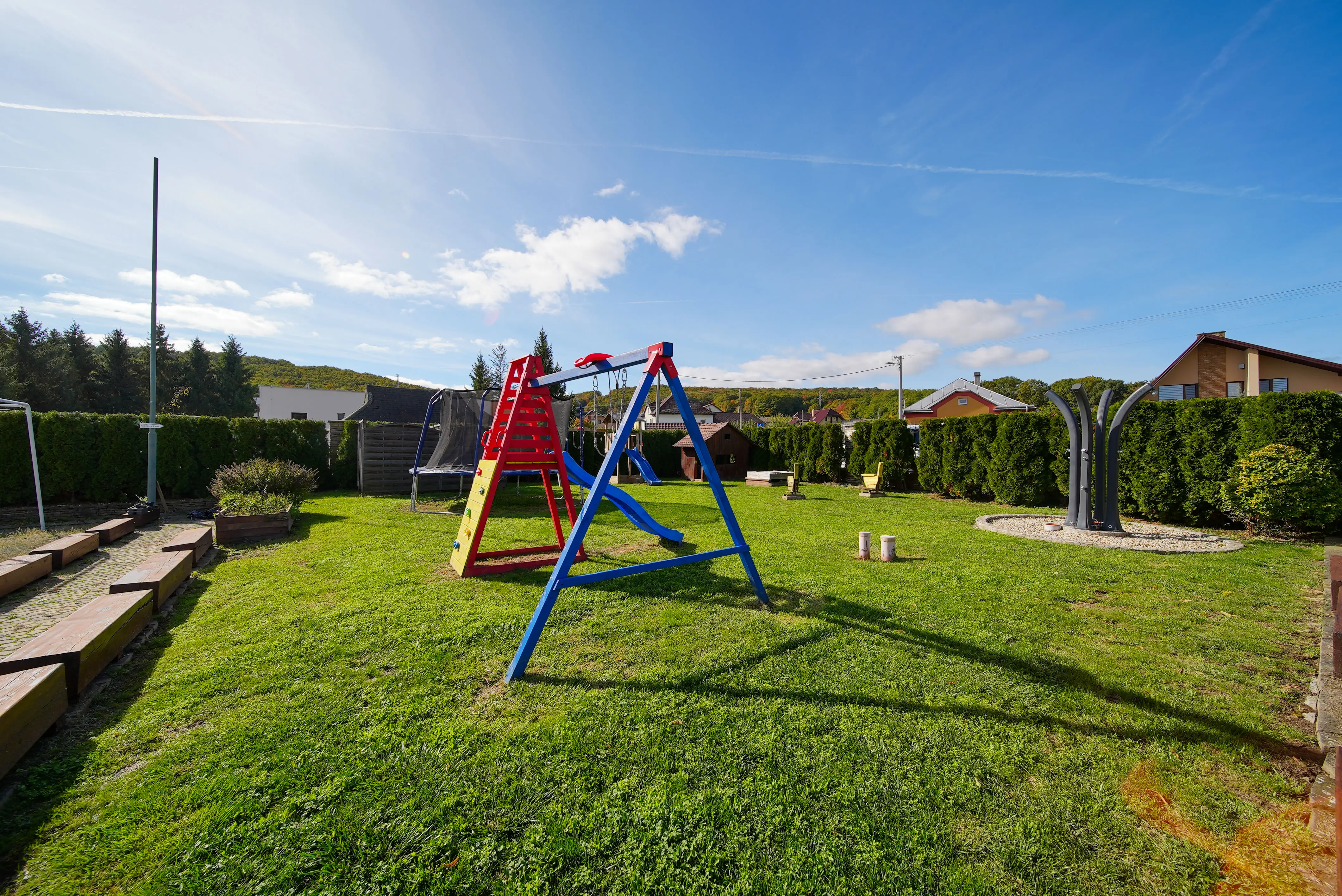 Na predaj Ka&scaron;tieľ, Majerovce