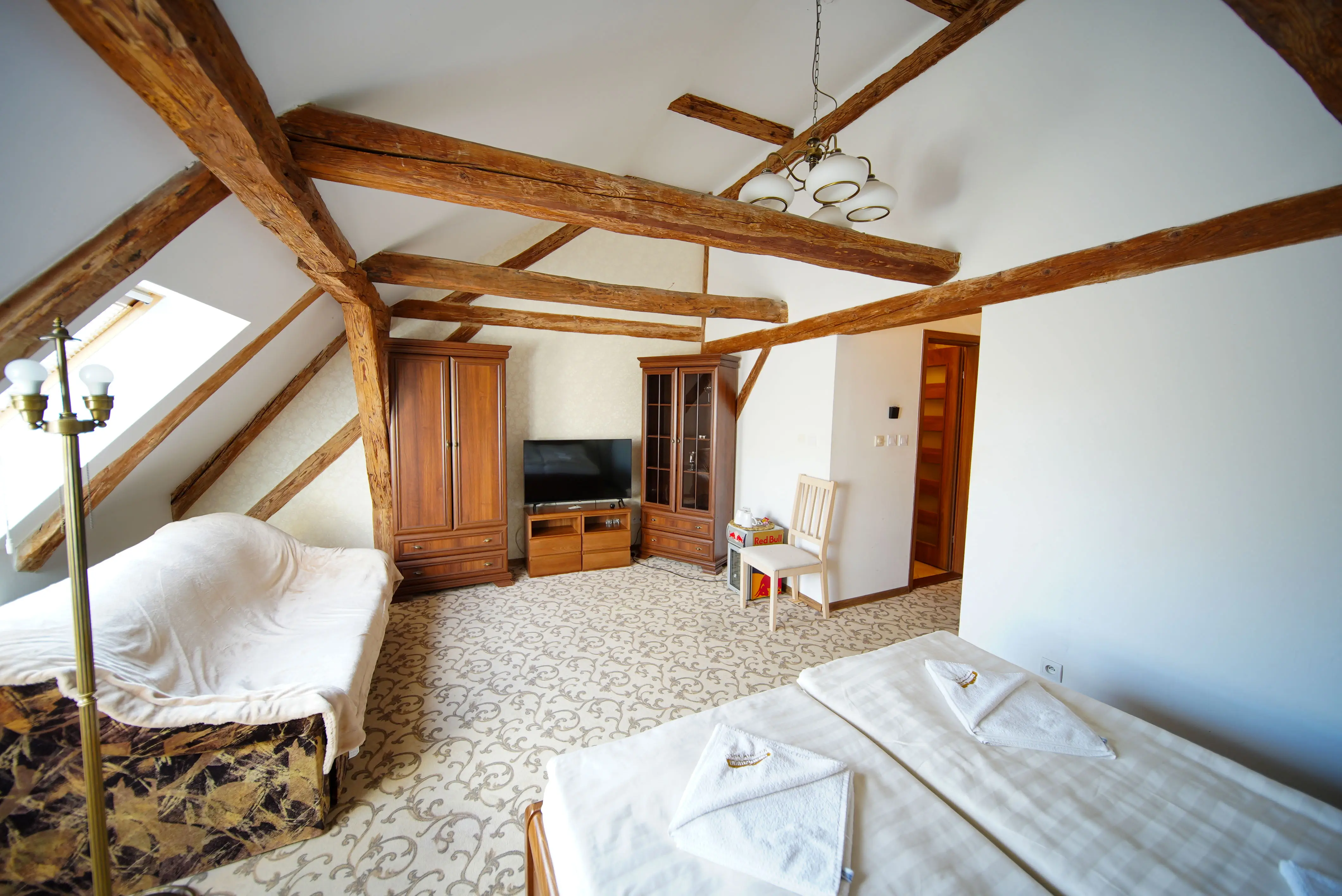 Na predaj Ka&scaron;tieľ, Majerovce