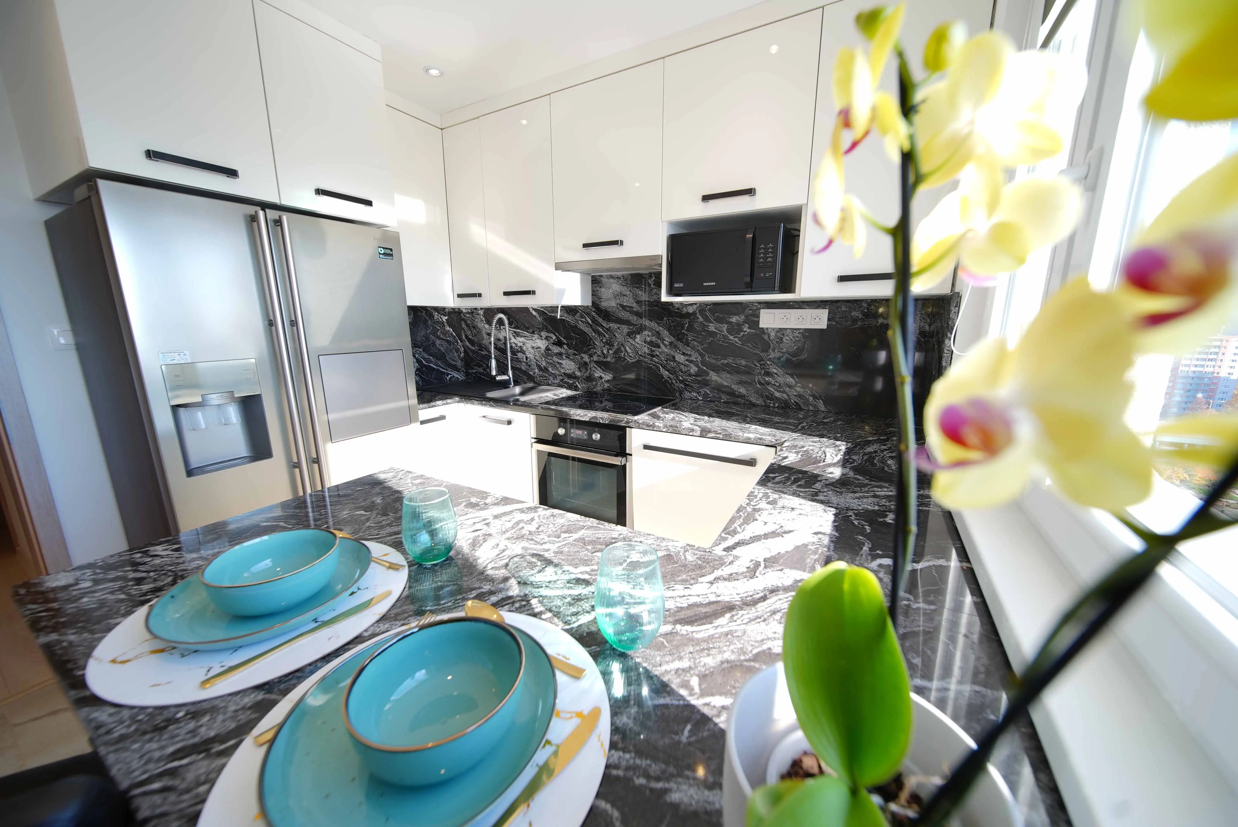 Na predaj 3 izbový byt (77 m²) na 12. p. – KVP, ZOMBOVA