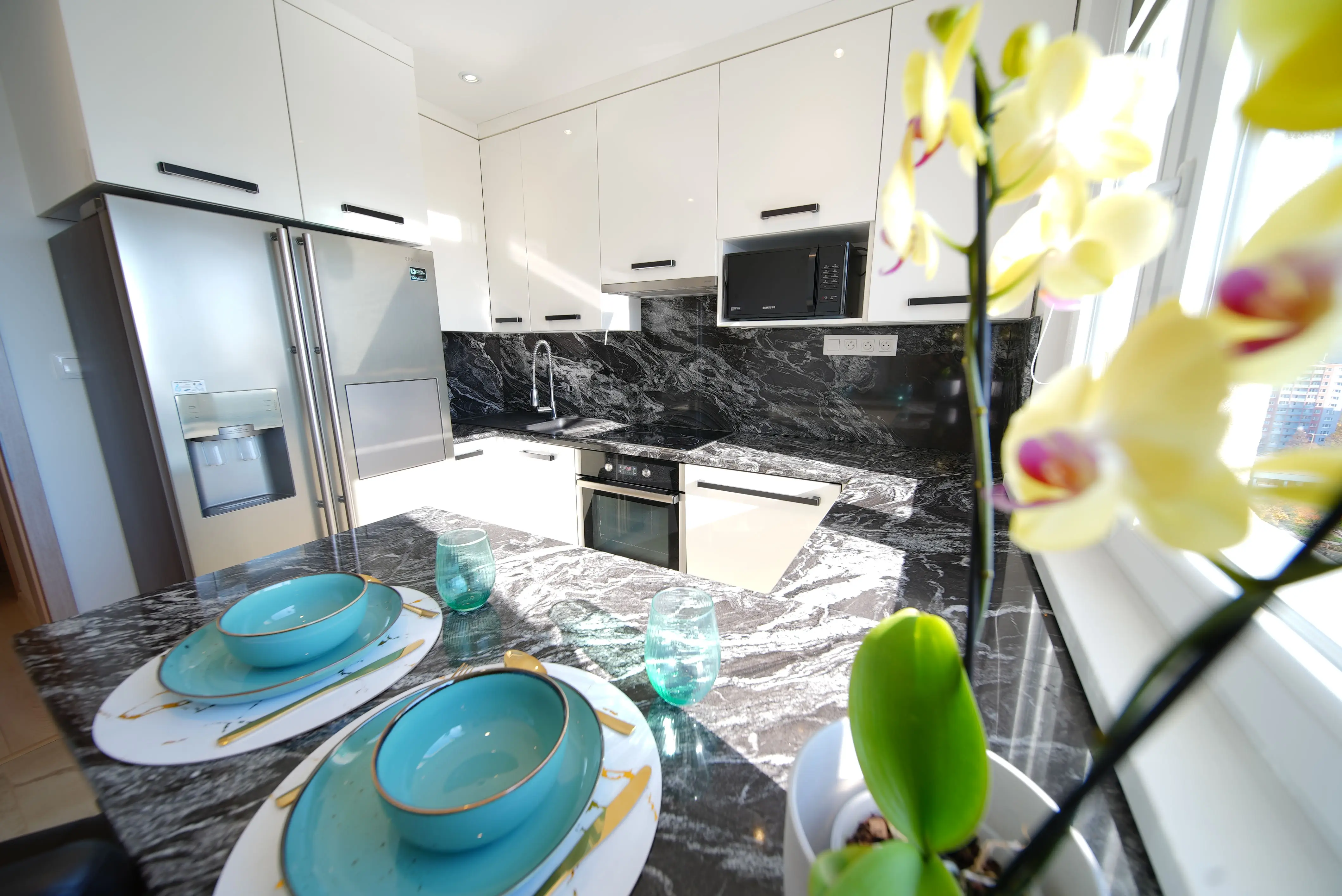 Na predaj 3 izbový byt (77 m²) na 12. p. – KVP, ZOMBOVA