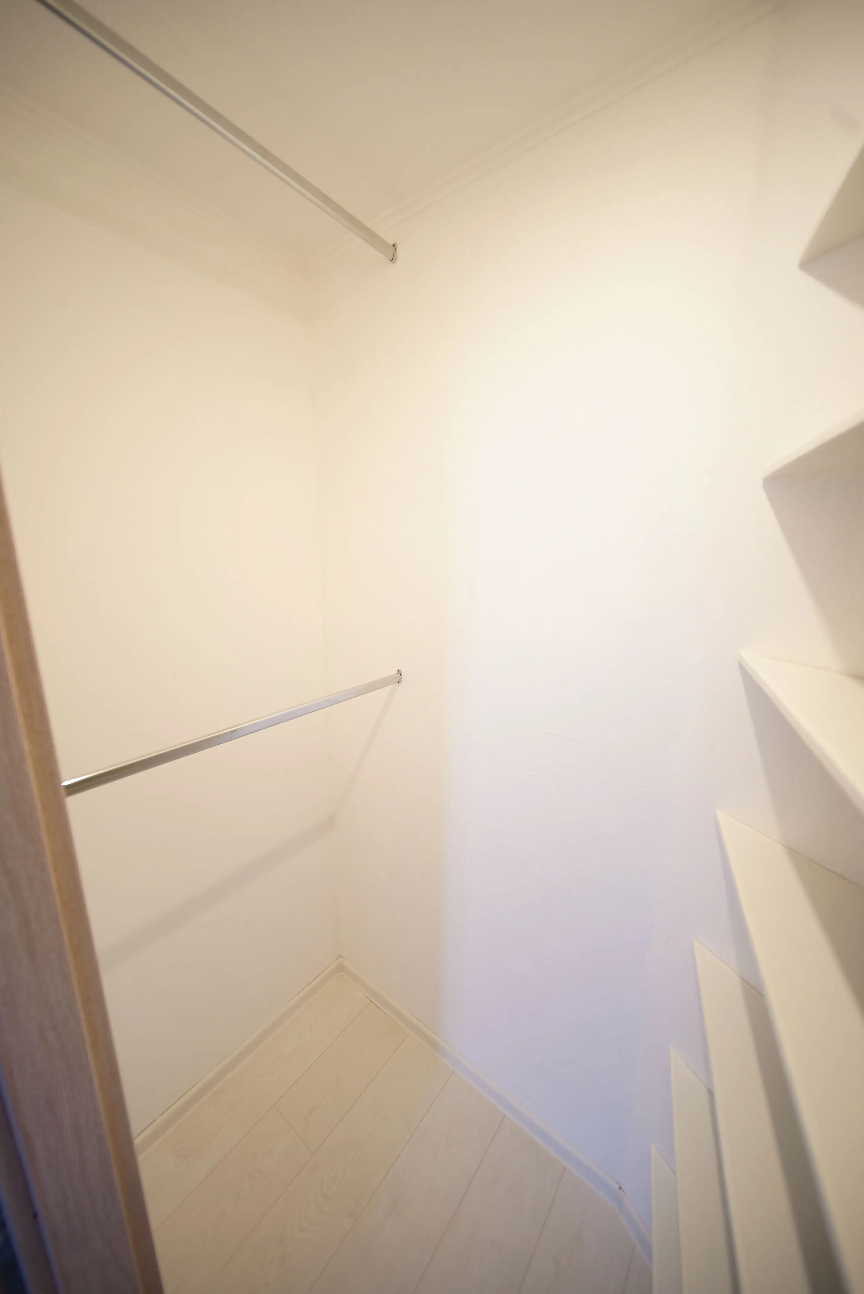 Na predaj 3 izbový byt (77 m²) na 12. p. – KVP, ZOMBOVA