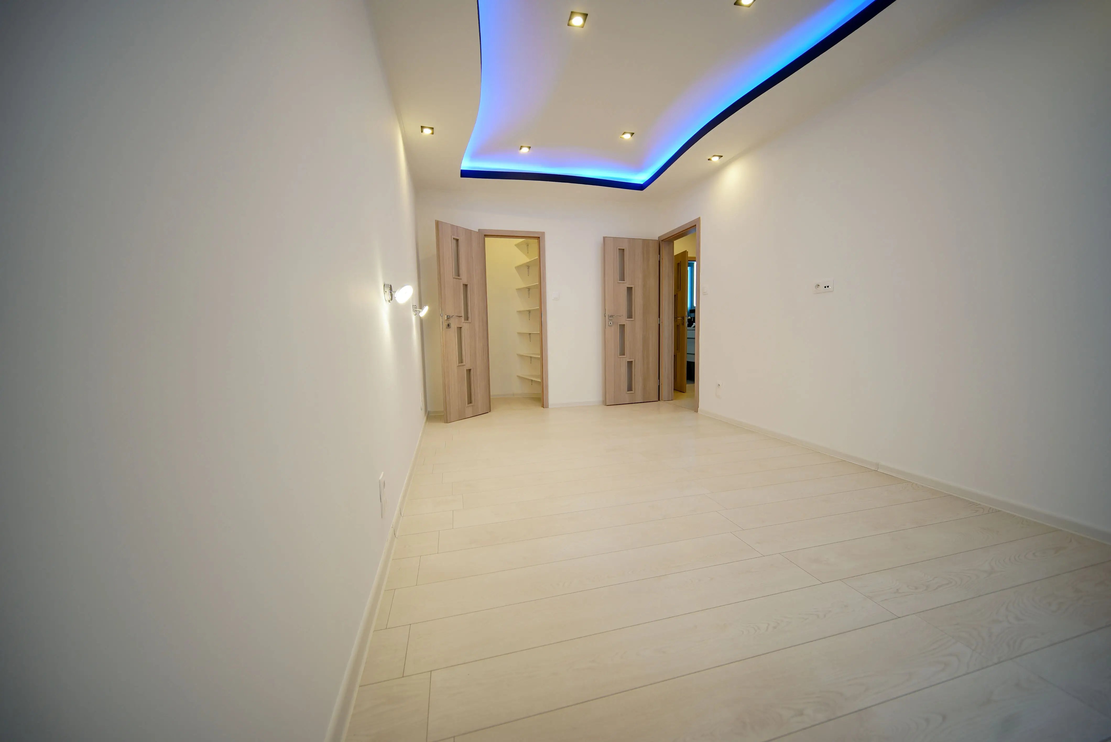 Na predaj 3 izbový byt (77 m²) na 12. p. – KVP, ZOMBOVA