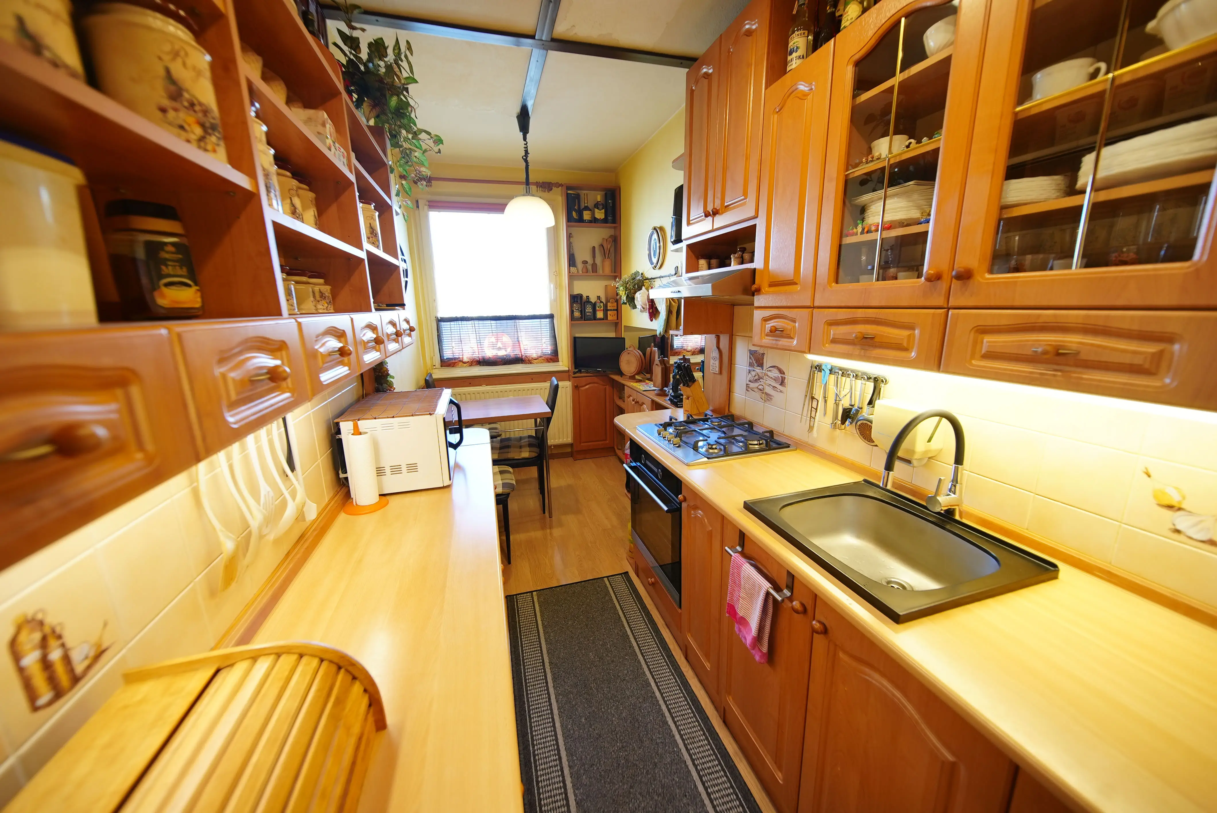 Na predaj 3 izbov&yacute; byt, 61 m&sup2;, Berl&iacute;nsk&aacute;, Ťahanovce, Ko&scaron;ice