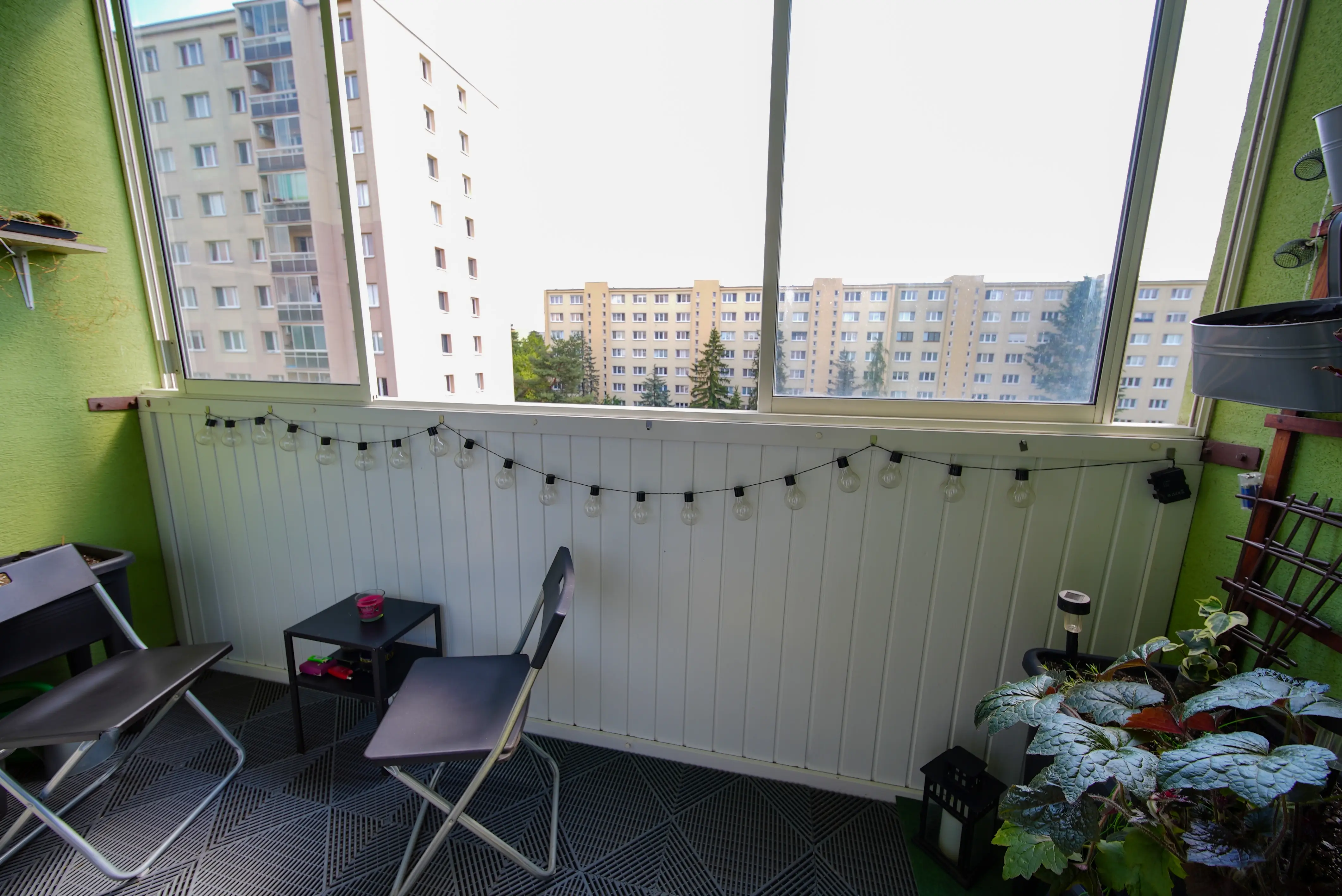Na predaj 3 izbový byt s loggiou 55 m2, 4.p., Košice II. - Západ