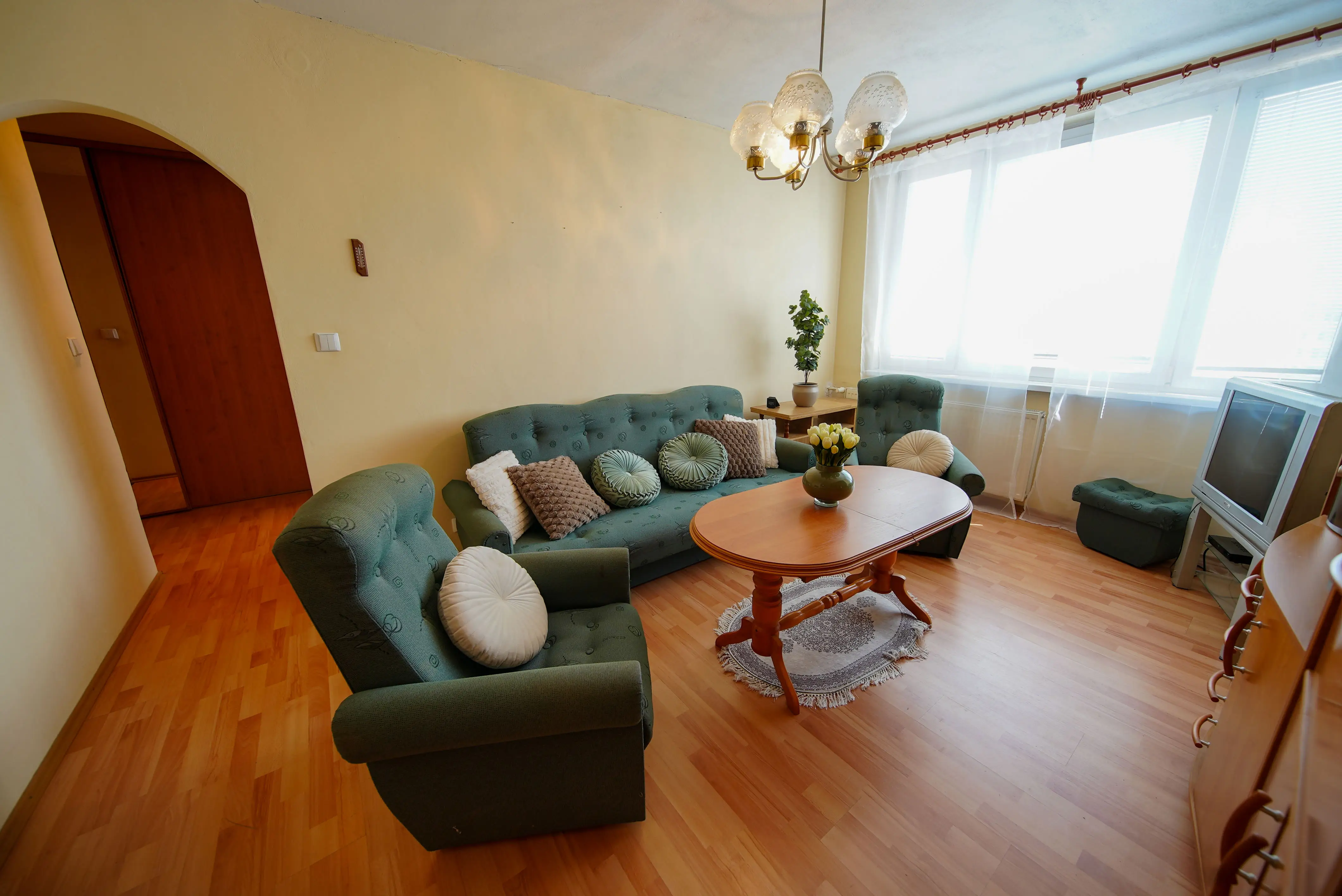 Ponúka na predaj 1,5 izbový byt na ul. Obrody pri Galérii