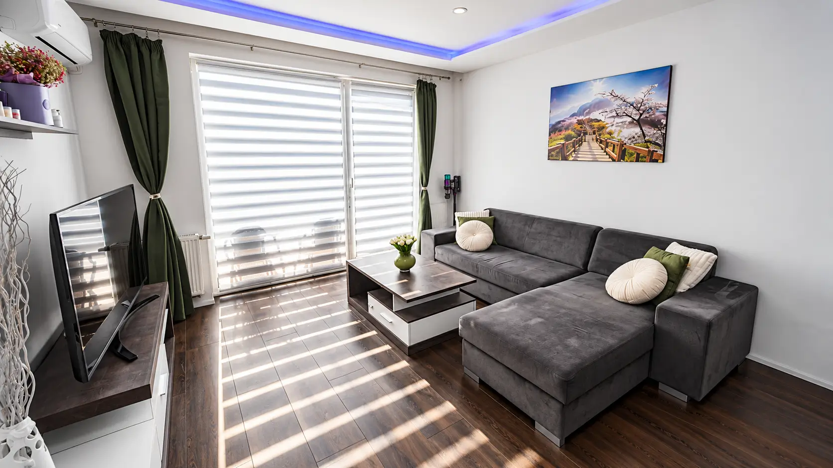 MODERN&Yacute; 2-IZBOV&Yacute; BYT S BALK&Oacute;NOM | NA HORE, KO&Scaron;ICE &ndash; FURČA