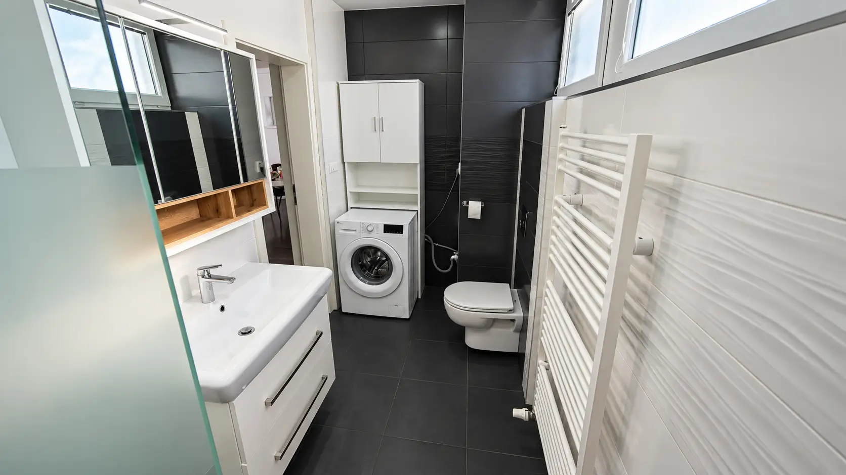 MODERN&Yacute; 2-IZBOV&Yacute; BYT S BALK&Oacute;NOM | NA HORE, KO&Scaron;ICE &ndash; FURČA