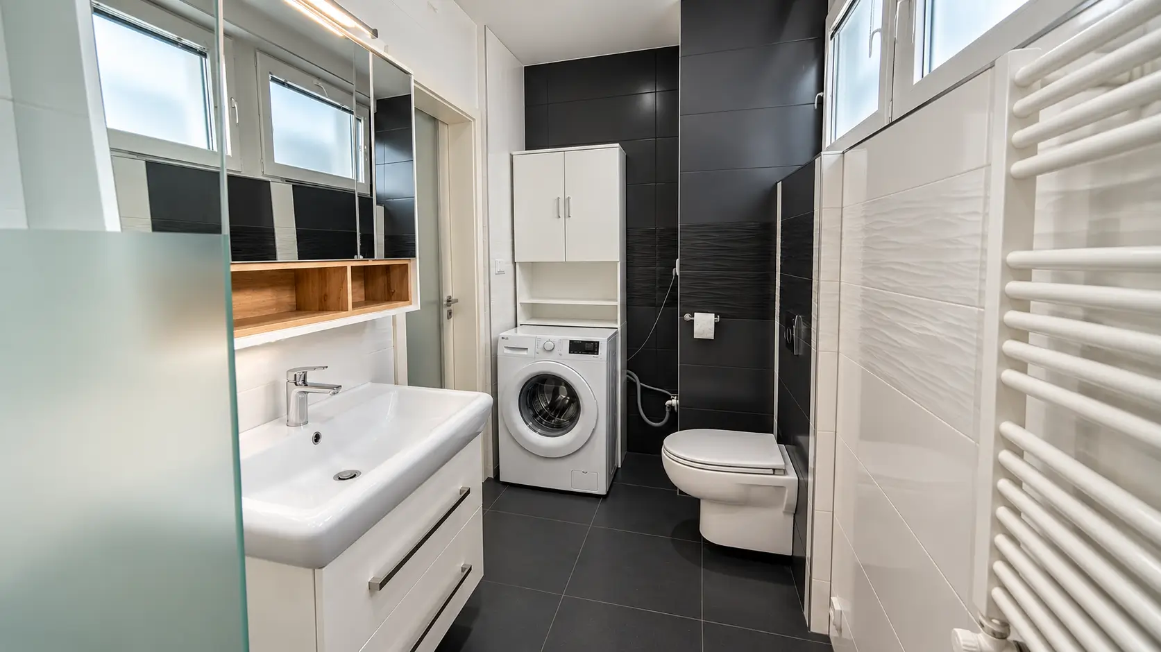 MODERN&Yacute; 2-IZBOV&Yacute; BYT S BALK&Oacute;NOM | NA HORE, KO&Scaron;ICE &ndash; FURČA