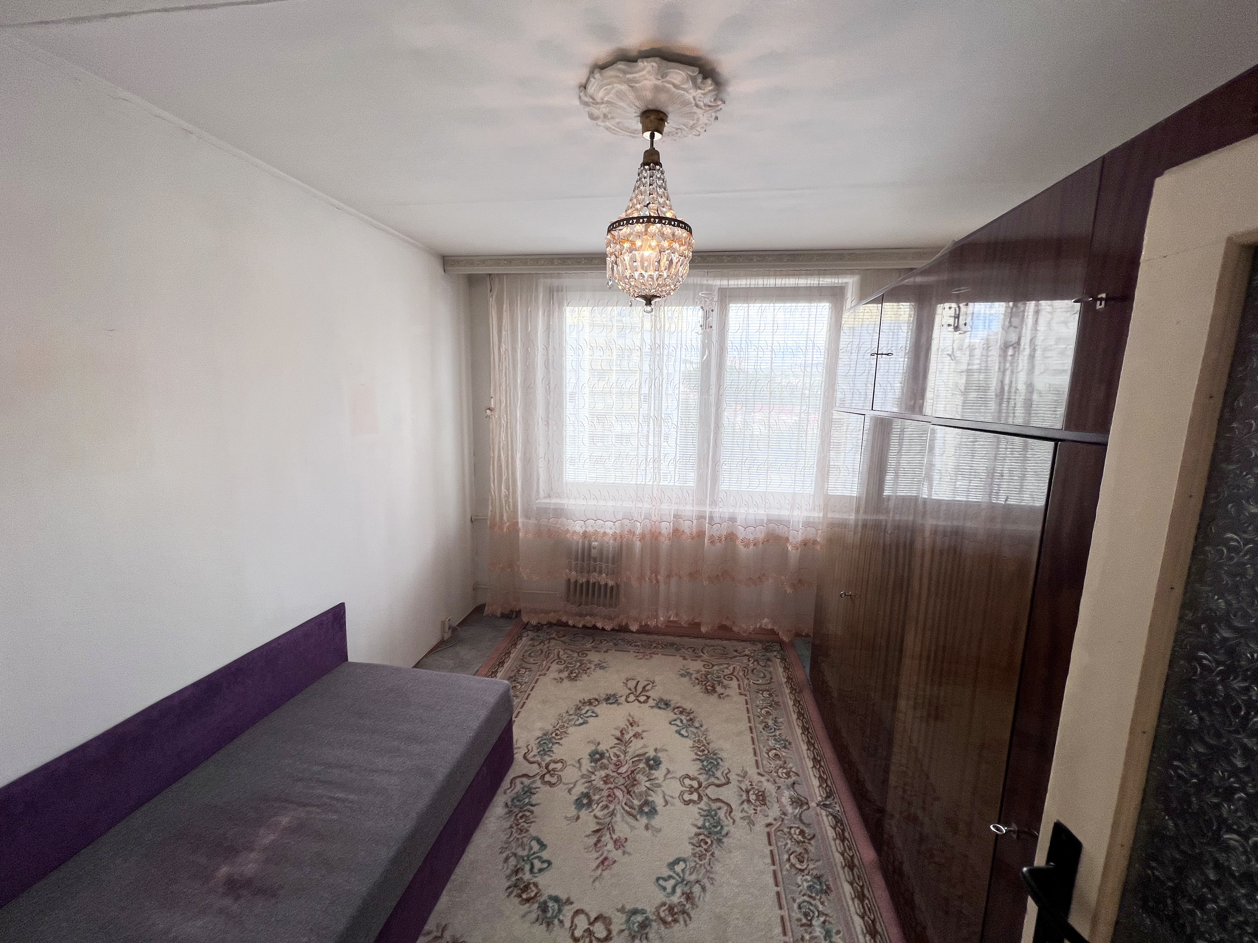 na predaj 3 izbový byt s loggiou, Vojenská ul., Košice I.