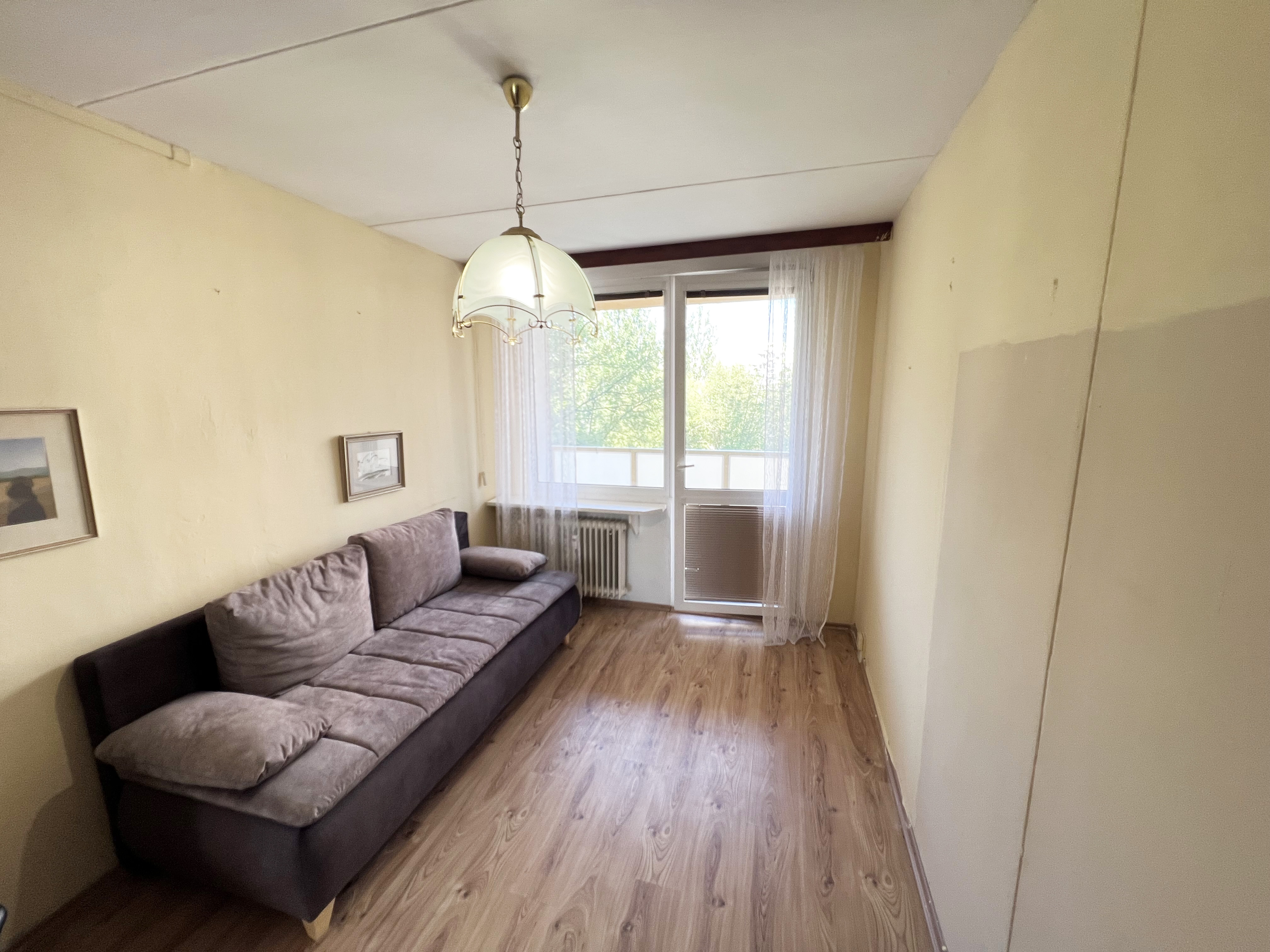 Na predaj 3 izbový byt pri Galérii, loggia, Poľovnícka