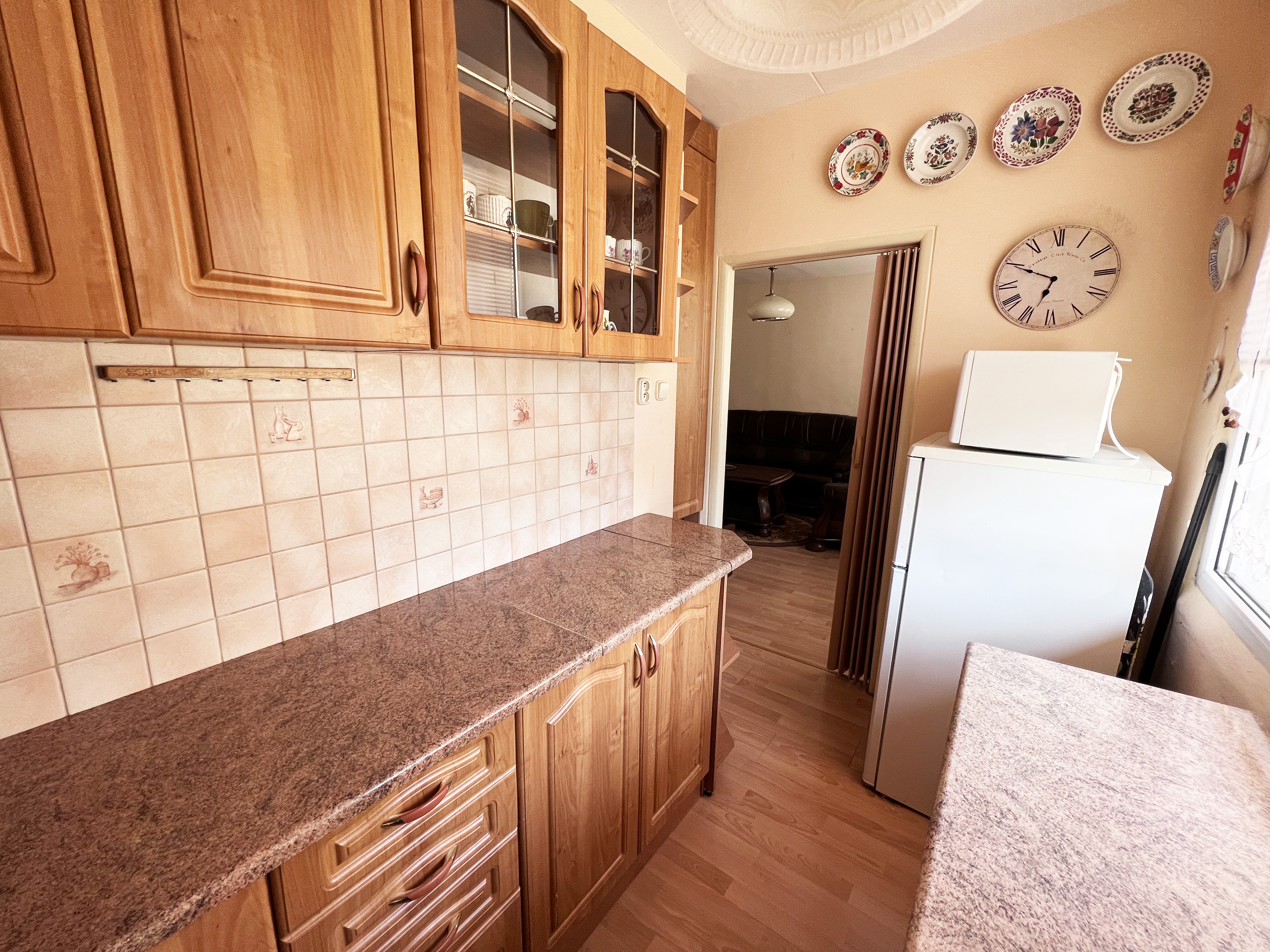 Na predaj 3 izbový byt pri Galérii, loggia, Poľovnícka