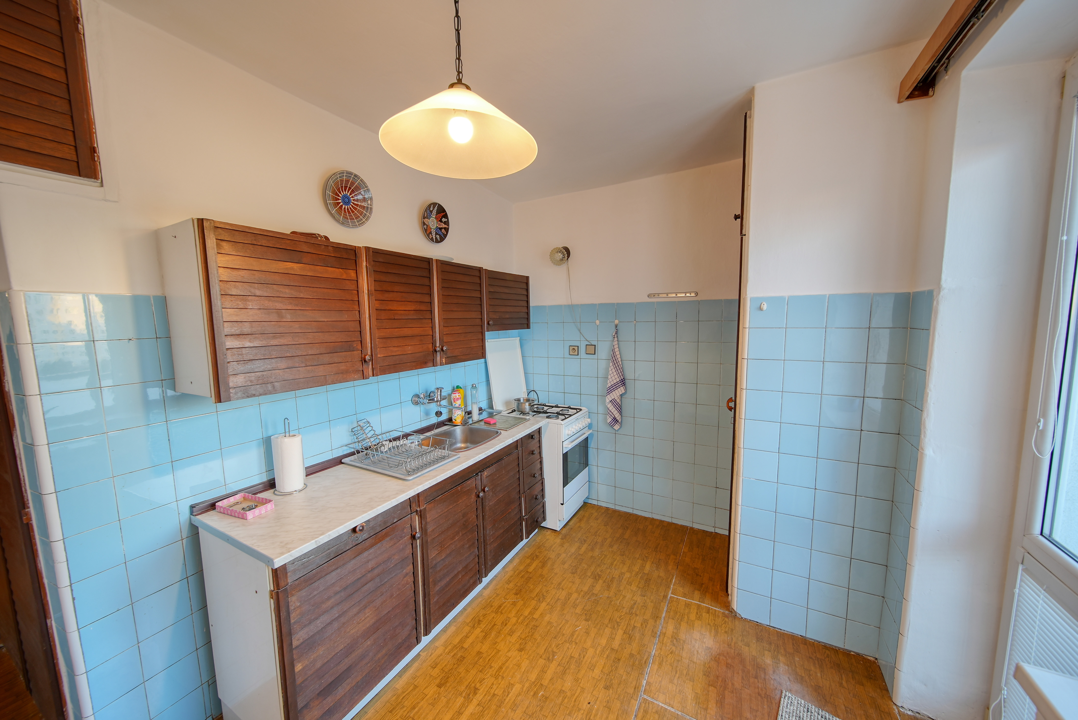 PREDANÉ 3 izbový TEHLOVÝ byt, s 2 loggiami, Tatranská - Staré mesto