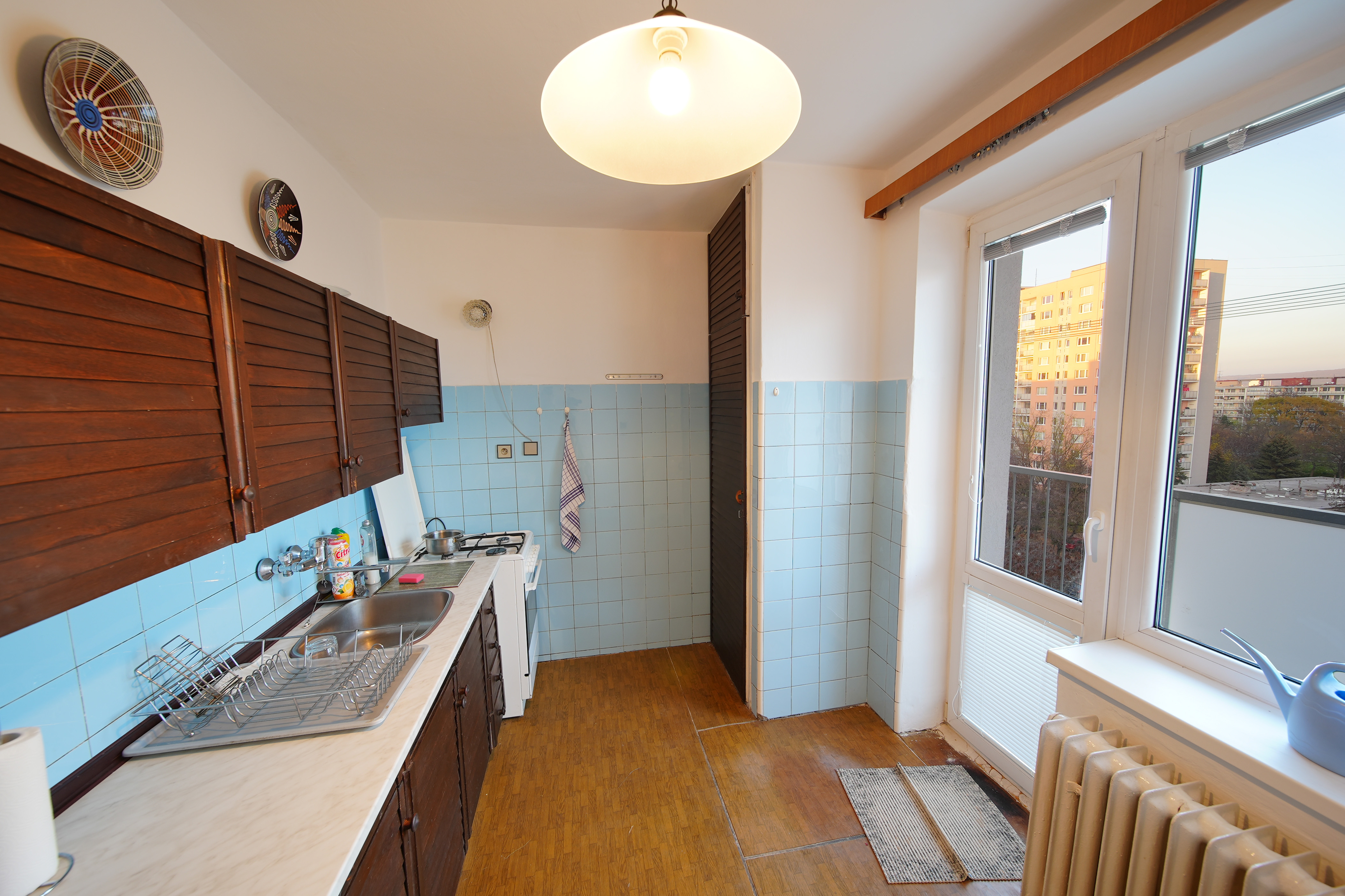 PREDANÉ 3 izbový TEHLOVÝ byt, s 2 loggiami, Tatranská - Staré mesto