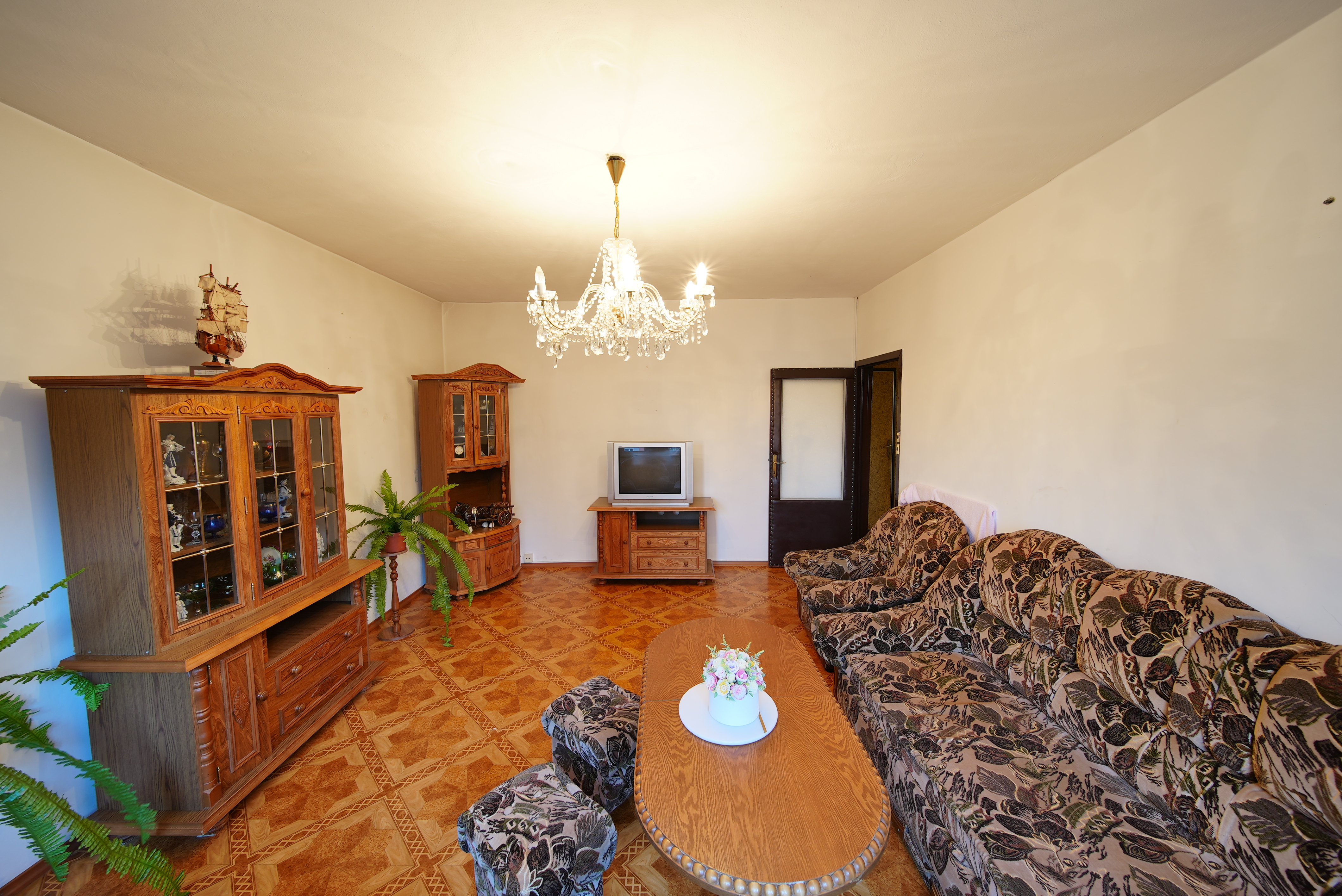 PREDANÉ- 3 izbový byt, 71,56 m2 + loggia, Zombova, KVP