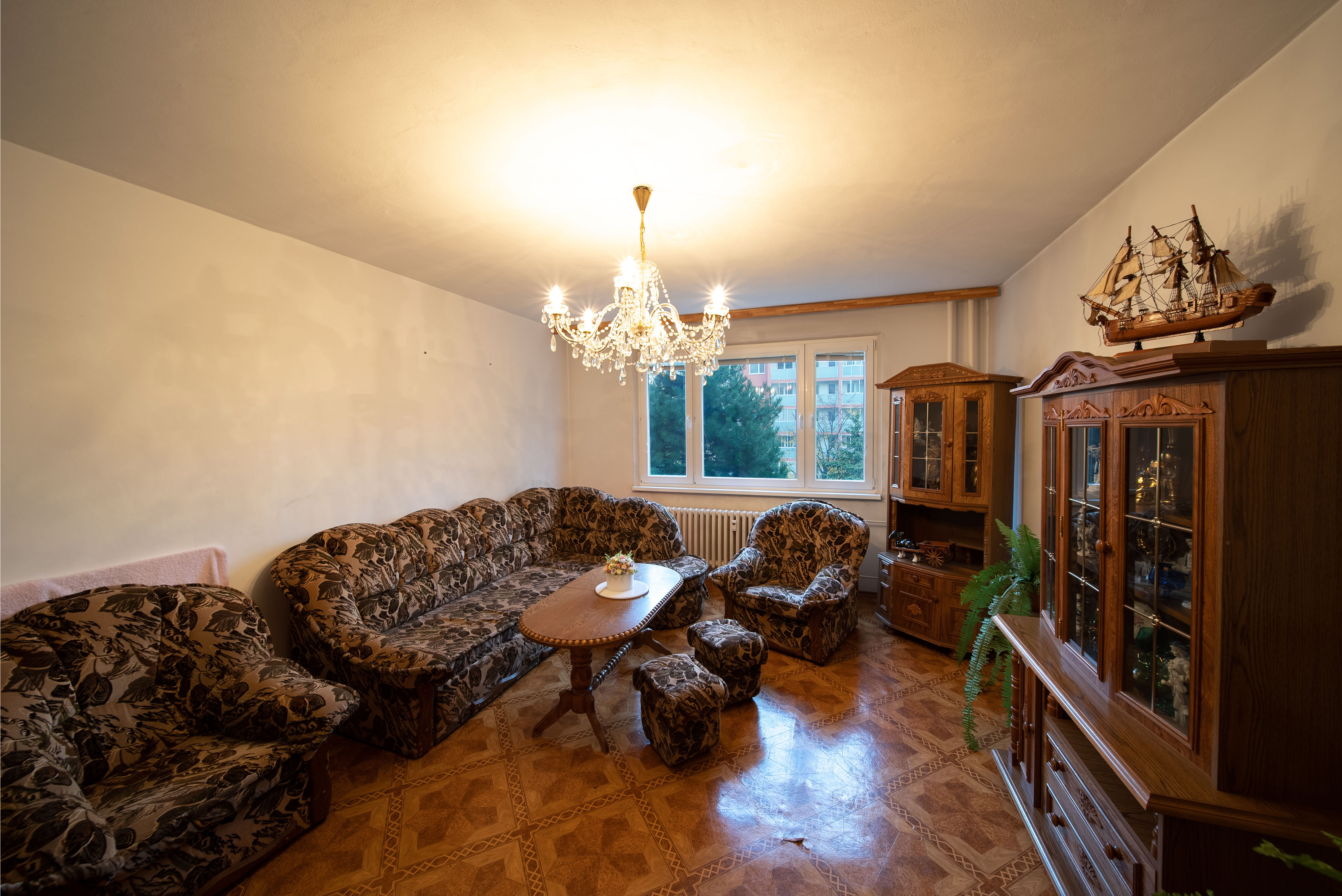 PREDANÉ- 3 izbový byt, 71,56 m2 + loggia, Zombova, KVP